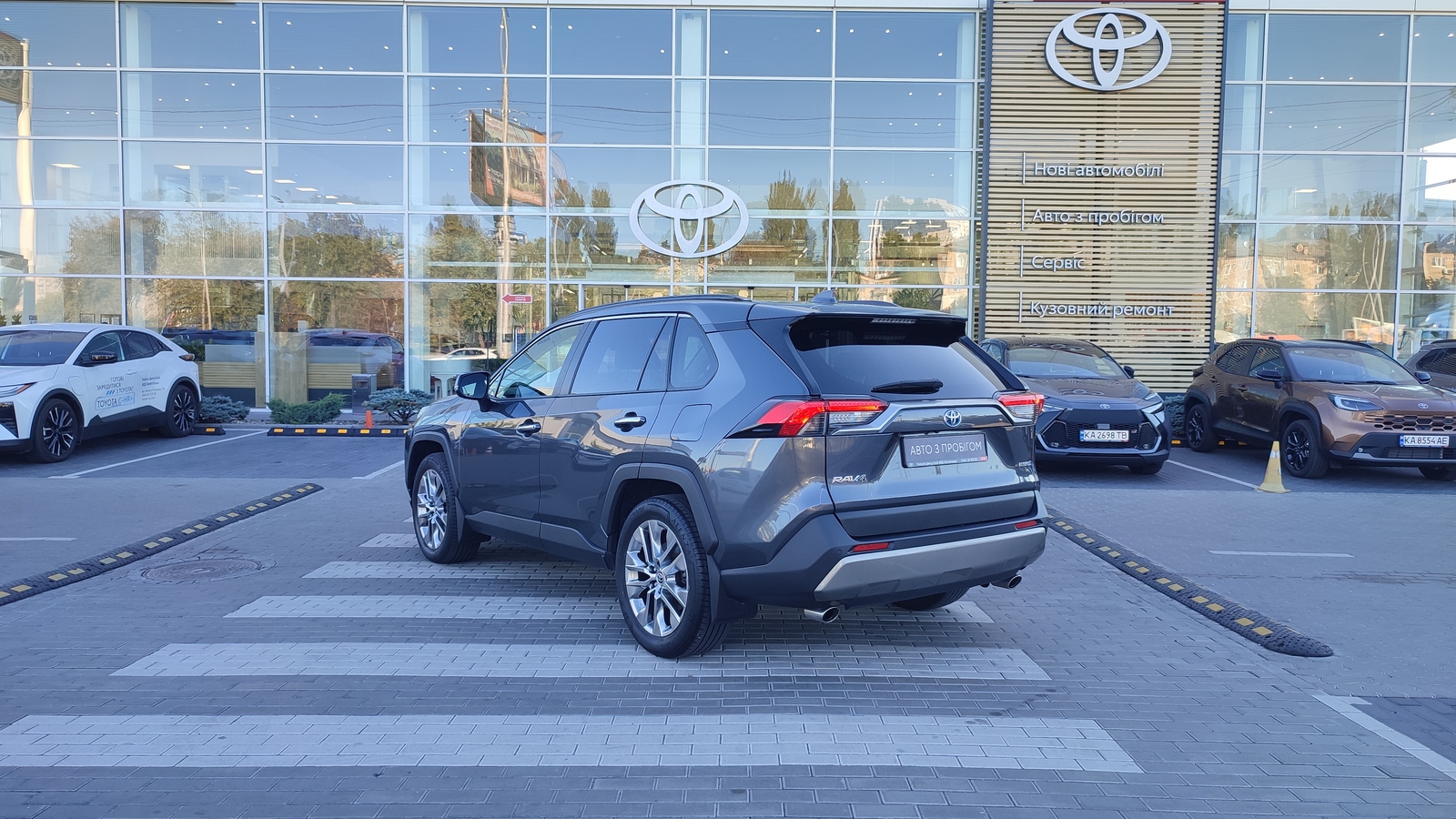 Toyota RAV4 2021 року з пробігом 74820 км, Універсал, Тойота Центр Київ "ВіДі Автострада", м.Київ - 1620000 ГРН | Фото № 2