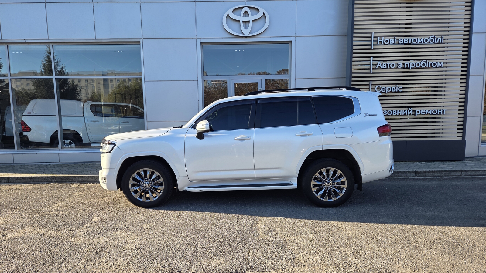 Toyota LAND CRUISER 2021 року, Універсал, Тойота Центр Кропивницький "Мотор - Олві", м.Кропивницький | Фото № 3 Toyota LAND CRUISER 2021 року з пробігом 232444 км, Універсал, Тойота Центр Кропивницький "Мотор - Олві", м.Кропивницький - 2200000 ГРН | Фото № 3