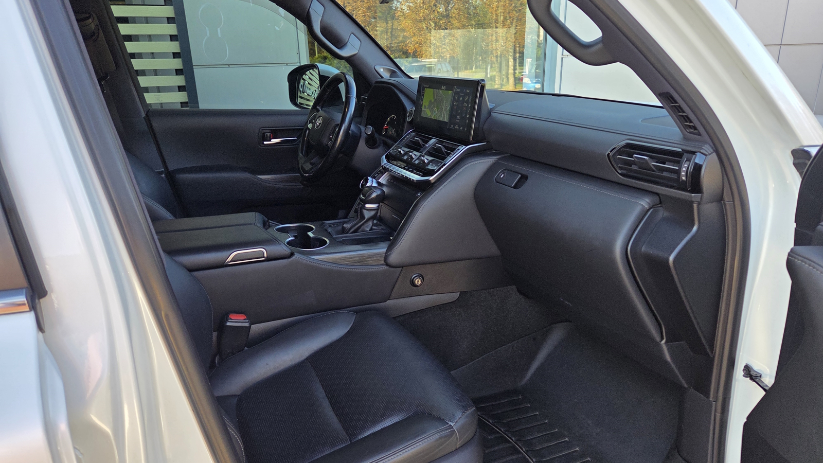 Toyota LAND CRUISER 2021 року, Універсал, Тойота Центр Кропивницький "Мотор - Олві", м.Кропивницький | Фото № 6 Toyota LAND CRUISER 2021 року з пробігом 232444 км, Універсал, Тойота Центр Кропивницький "Мотор - Олві", м.Кропивницький - 2200000 ГРН | Фото № 6