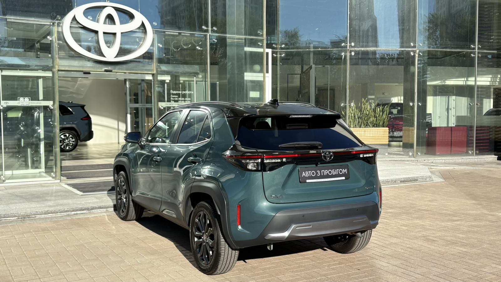 Toyota YARIS CROSS 2025 року, Хетчбек, Тойота Центр Київ "Автосаміт Укравто", м.Київ | Фото № 2 Toyota YARIS CROSS 2025 року з пробігом 1885 км, Хетчбек, Тойота Центр Київ "Автосаміт Укравто", м.Київ - 1535760 ГРН | Фото № 2