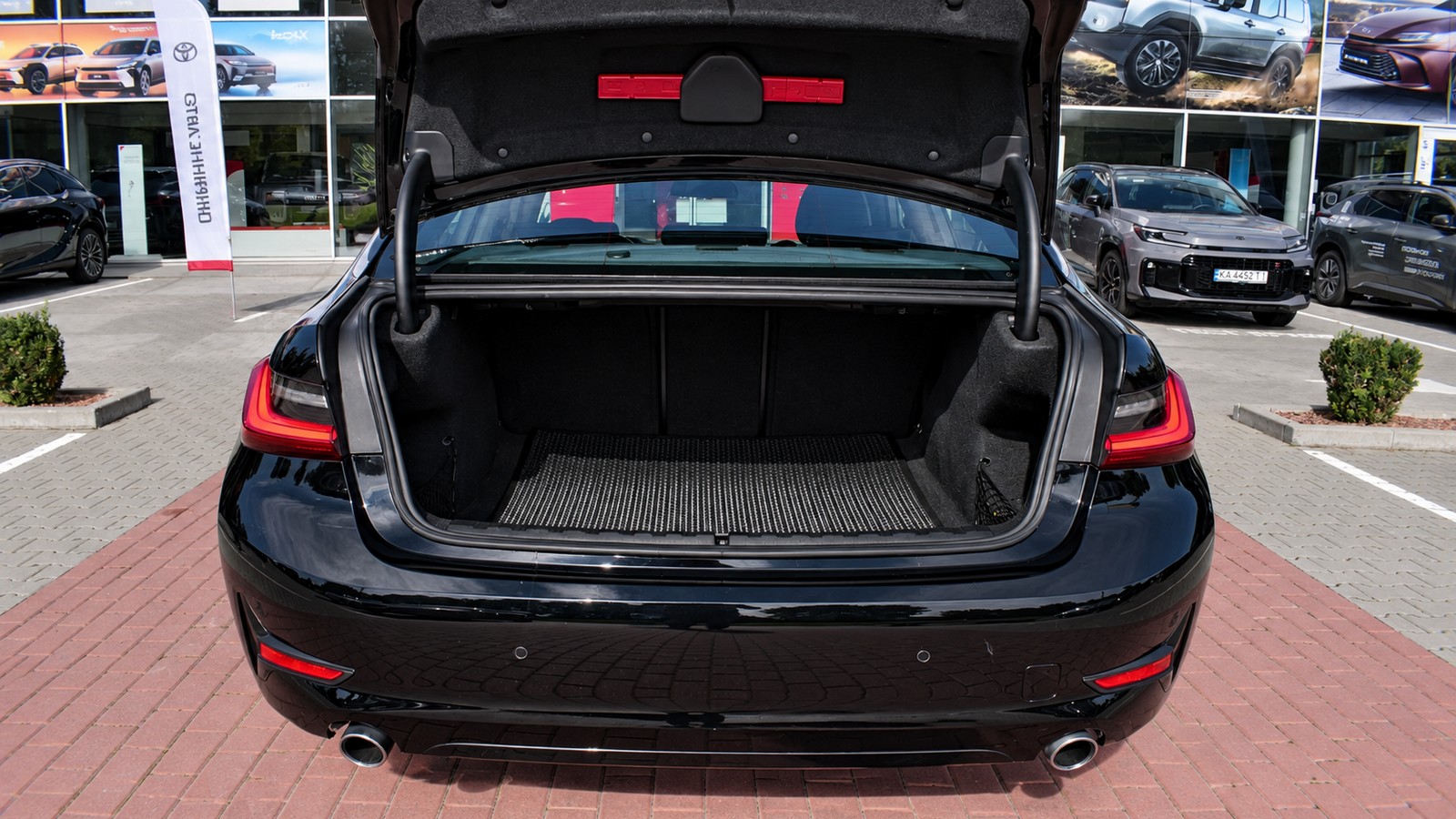 Інші авто BMW 3 2019 року, Седан, Тойота Центр Житомир "Стар - Кар", м.Житомир | Фото № 10 Інші авто BMW 3 2019 року з пробігом 116723 км, Седан, Тойота Центр Житомир "Стар - Кар", м.Житомир - 1237500 ГРН | Фото № 10
