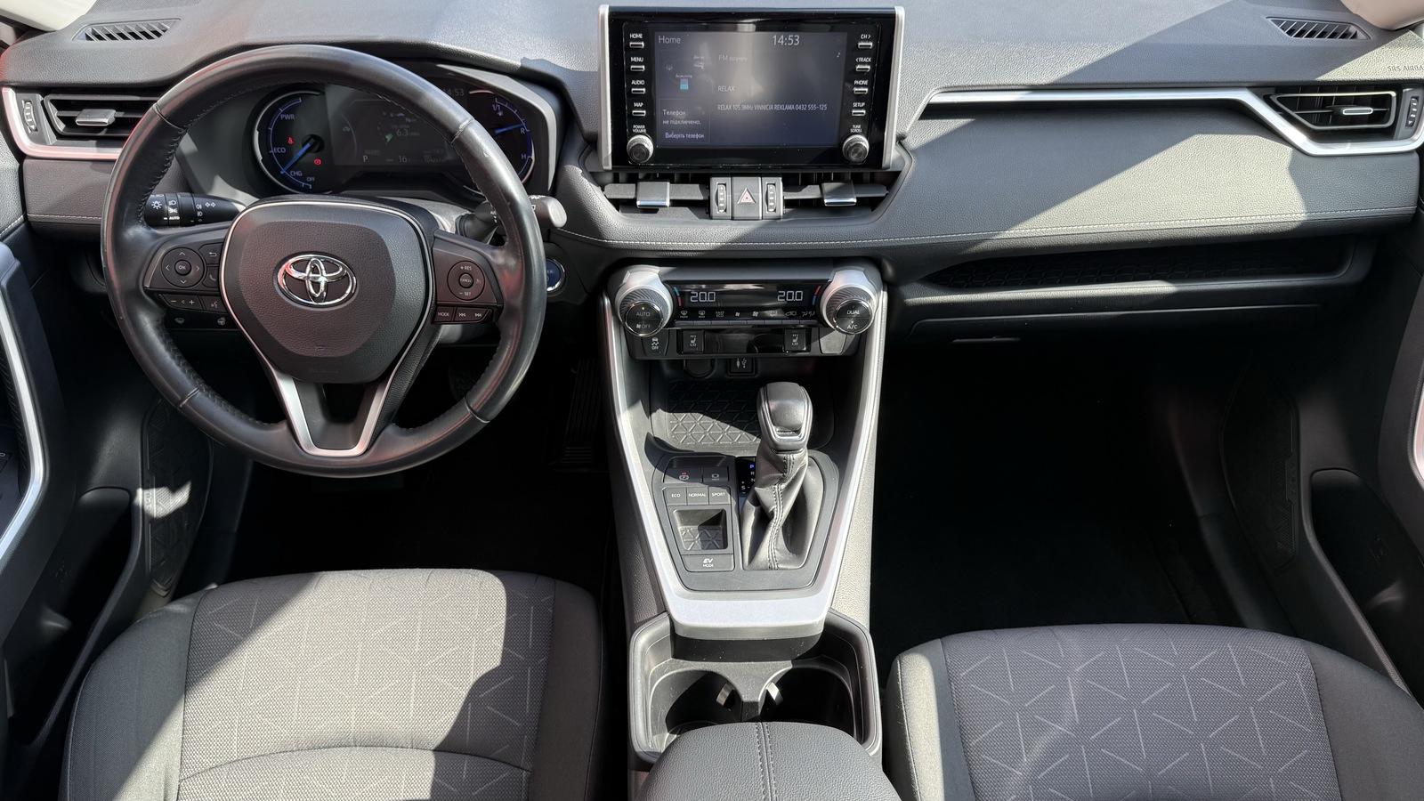 Toyota RAV4 2018 року, Універсал, Тойота Центр Вінниця "Преміум Мотор", м.Вінниця | Фото № 8 Toyota RAV4 2018 року з пробігом 103146 км, Універсал, Тойота Центр Вінниця "Преміум Мотор", м.Вінниця - 1370000 ГРН | Фото № 8