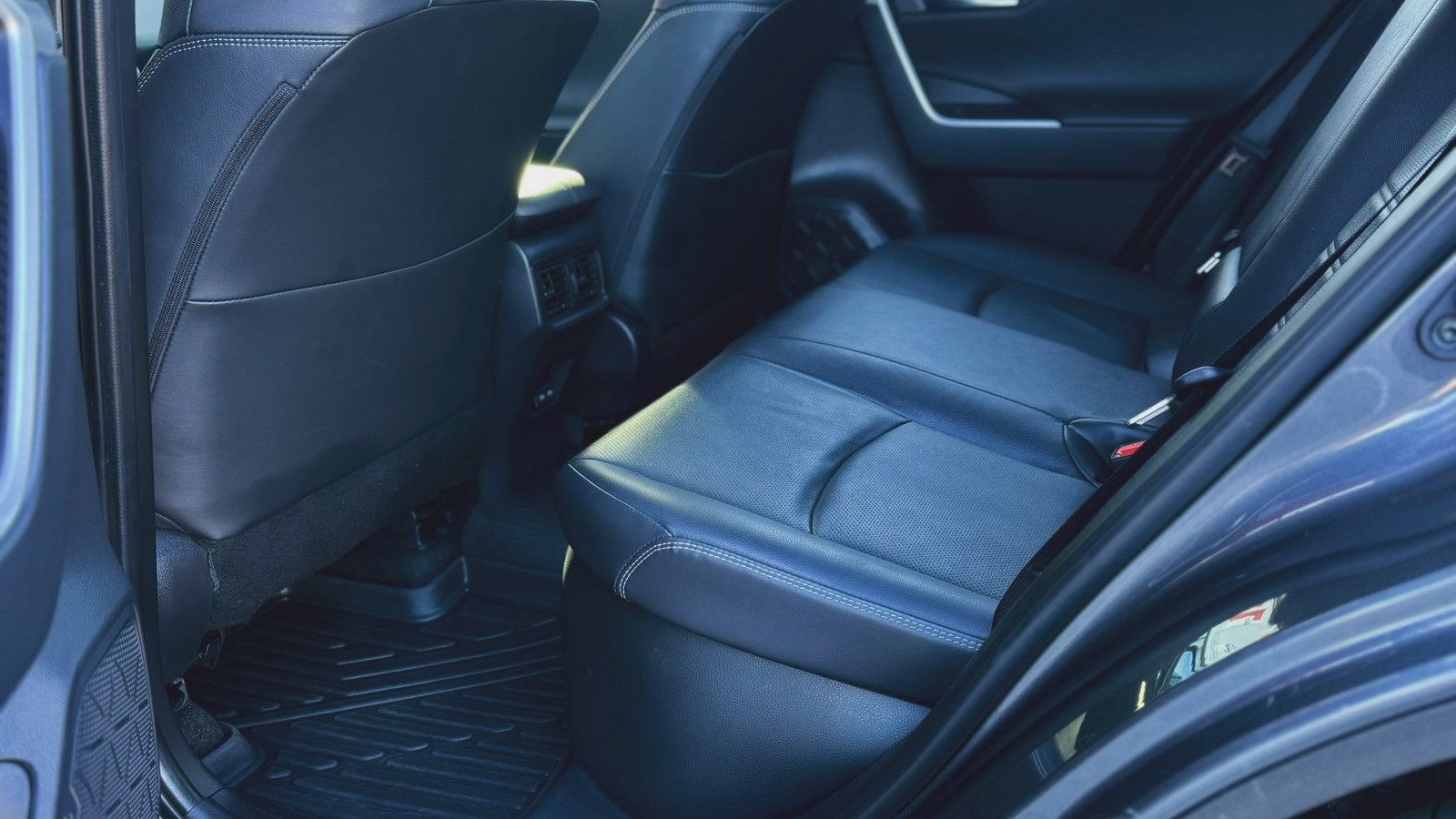 Toyota RAV4 2024 року з пробігом 32290 км, Універсал, Тойота Центр Тернопіль "Кристал Моторс", м.Тернопіль - 2016000 ГРН | Фото № 11