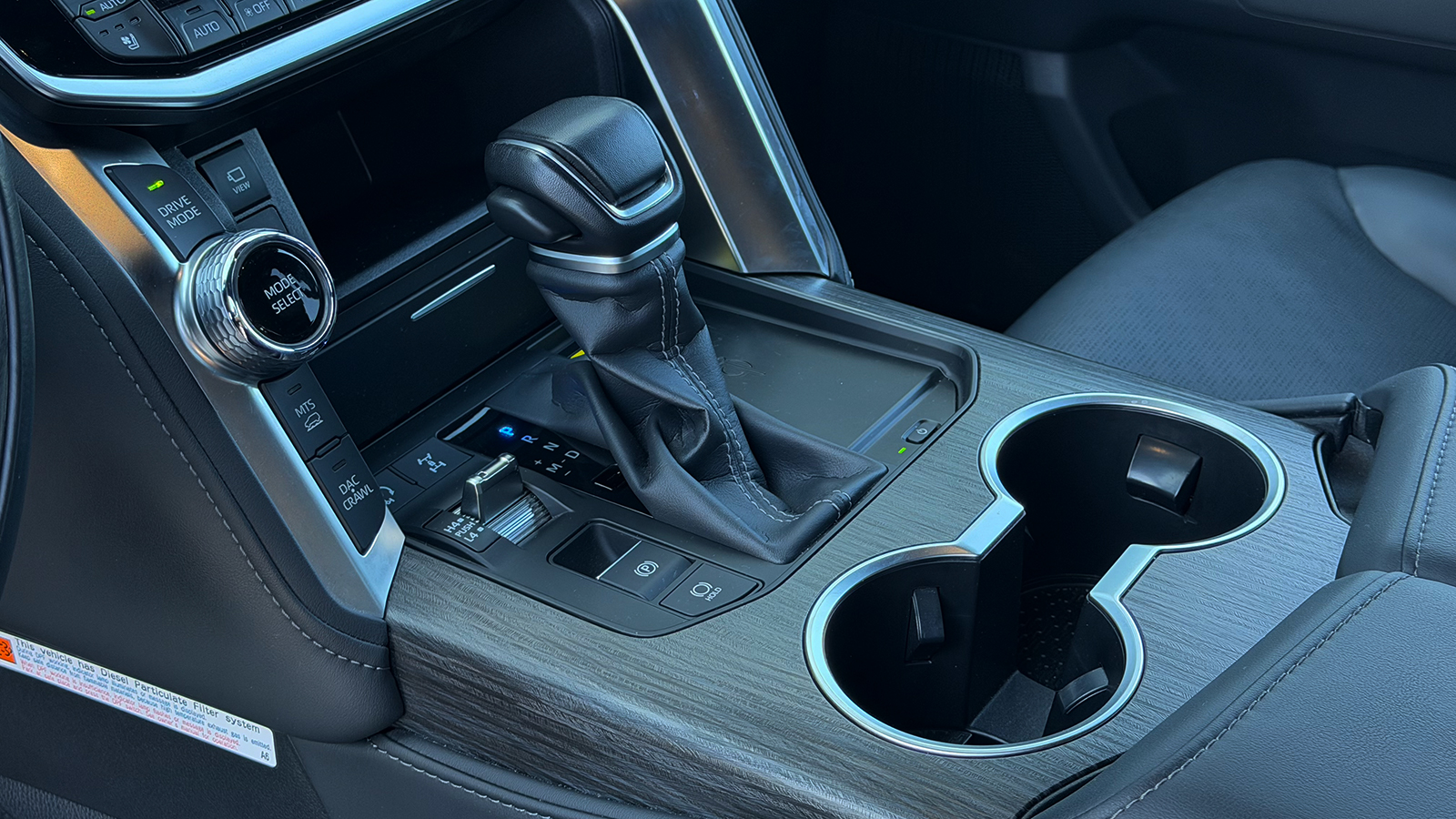 Toyota LAND CRUISER 2025 року, Універсал, Тойота Центр Рівне "Агат Авто", м.Рівне | Фото № 20 Toyota LAND CRUISER 2025 року з пробігом 18807 км, Універсал, Тойота Центр Рівне "Агат Авто", м.Рівне - 4300800 ГРН | Фото № 20