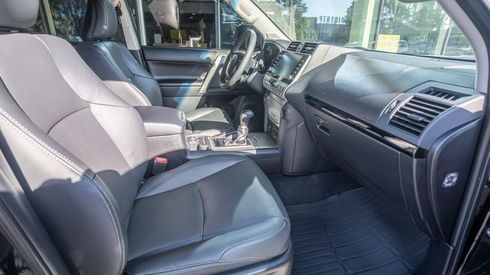 Toyota LAND CRUISER PRADO 2021 року, Універсал, Тойота Центр Дніпро "Алмаз Мотор" на Запорізькому шосе, м.Дніпро | Фото № 6 Toyota LAND CRUISER PRADO 2021 року з пробігом 144091 км, Універсал, Тойота Центр Дніпро "Алмаз Мотор" на Запорізькому шосе, м.Дніпро - 1890000 ГРН | Фото № 6