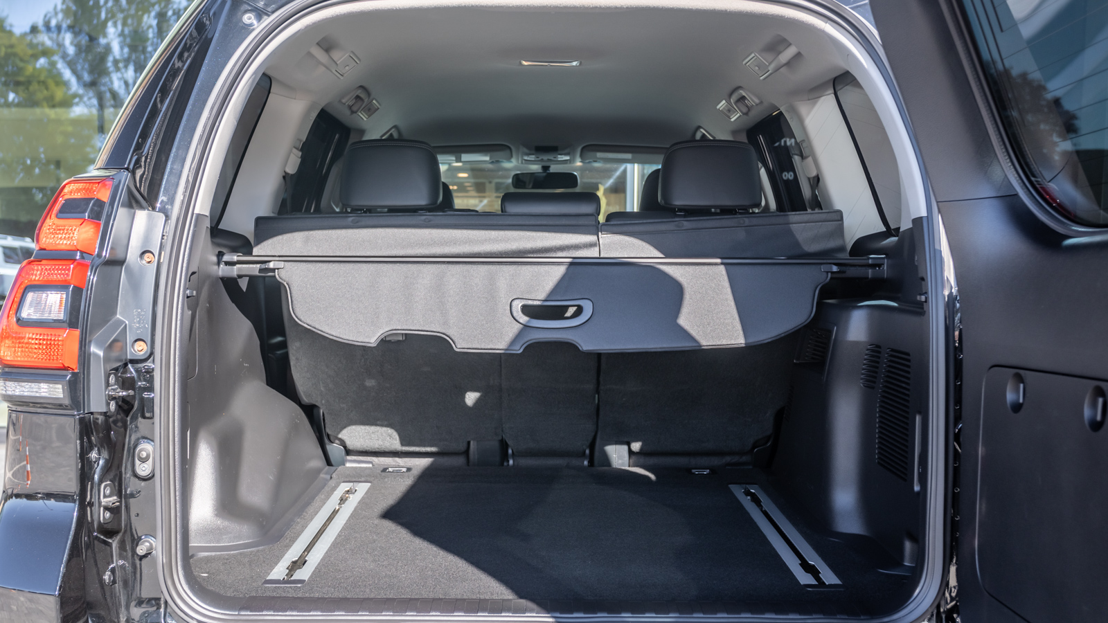 Toyota LAND CRUISER PRADO 2021 року, Універсал, Тойота Центр Дніпро "Алмаз Мотор" на Запорізькому шосе, м.Дніпро | Фото № 11 Toyota LAND CRUISER PRADO 2021 року з пробігом 144091 км, Універсал, Тойота Центр Дніпро "Алмаз Мотор" на Запорізькому шосе, м.Дніпро - 1890000 ГРН | Фото № 11
