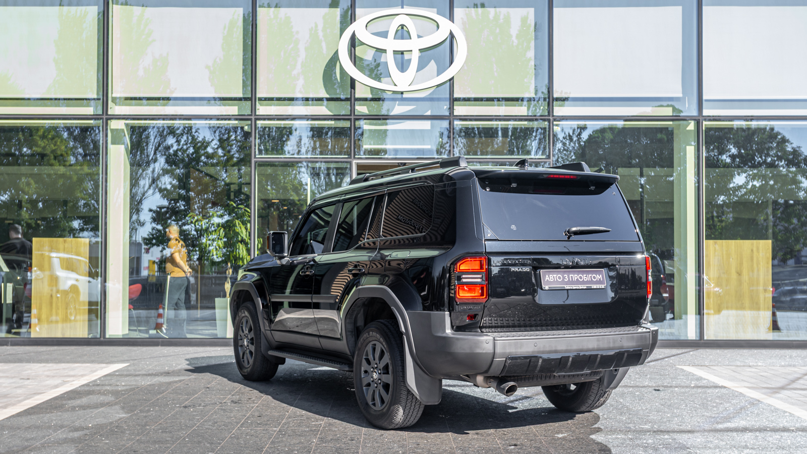 Toyota LAND CRUISER PRADO 2024 року з пробігом 17488 км, Універсал, Тойота Центр Дніпро "Алмаз Мотор" на Запорізькому шосе, м.Дніпро - 2610000 ГРН | Фото № 2