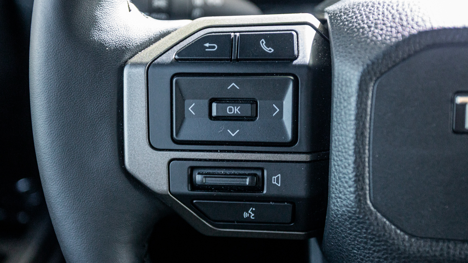 Toyota LAND CRUISER PRADO 2024 року з пробігом 17488 км, Універсал, Тойота Центр Дніпро "Алмаз Мотор" на Запорізькому шосе, м.Дніпро - 2610000 ГРН | Фото № 29