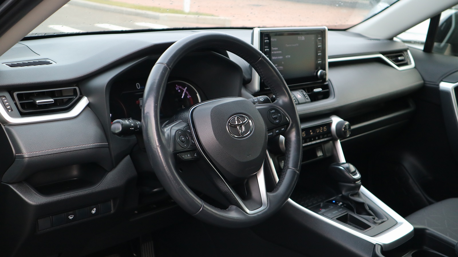 Toyota RAV4 2021 року, Універсал, Тойота Центр Київ "Автосаміт Укравто Столичне", м.Київ | Фото № 19 Toyota RAV4 2021 року з пробігом 78855 км, Універсал, Тойота Центр Київ "Автосаміт Укравто Столичне", м.Київ - 1197000 ГРН | Фото № 19