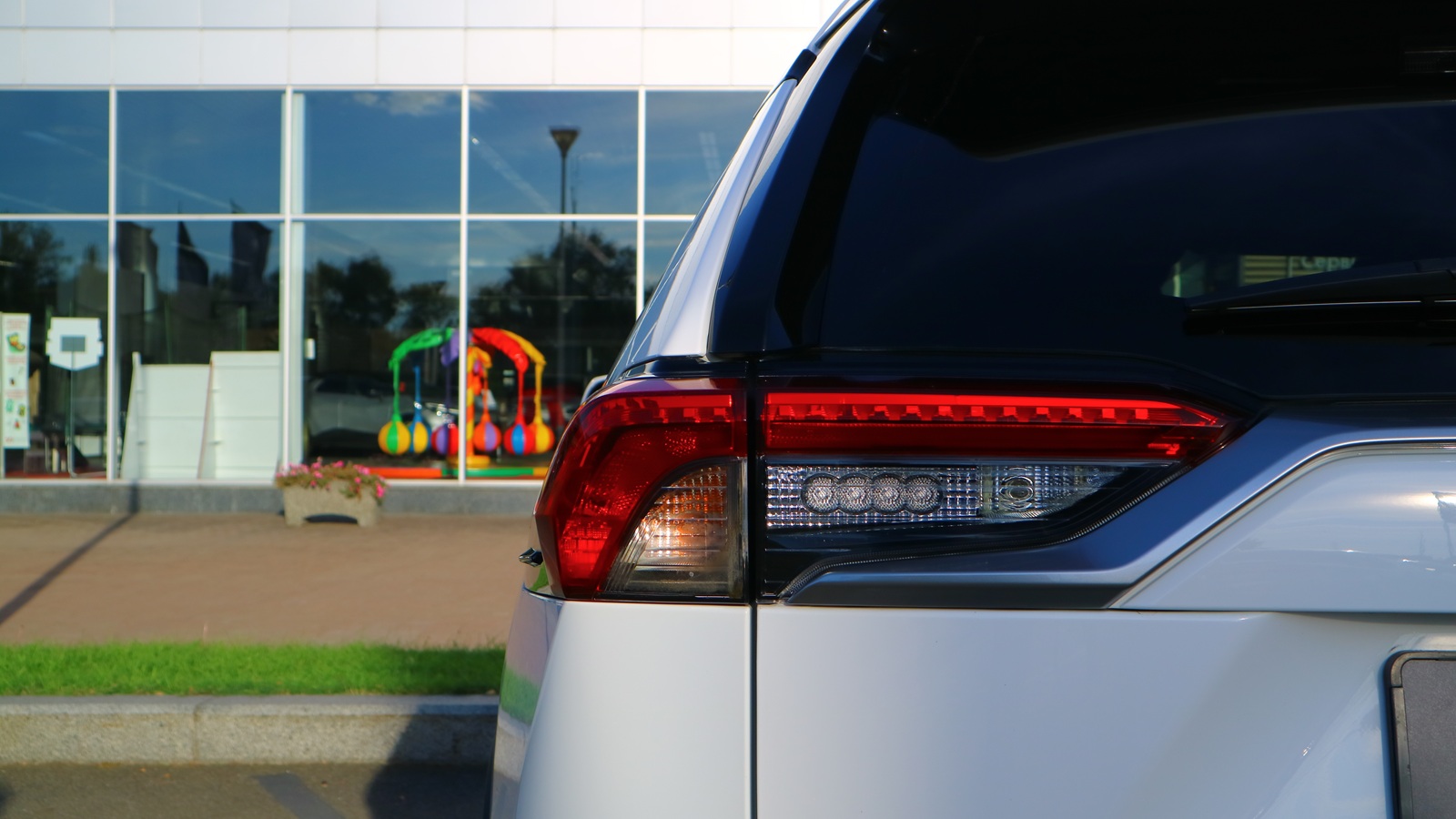 Toyota RAV4 2021 року, Універсал, Тойота Центр Київ "Автосаміт Укравто Столичне", м.Київ | Фото № 27 Toyota RAV4 2021 року з пробігом 78855 км, Універсал, Тойота Центр Київ "Автосаміт Укравто Столичне", м.Київ - 1197000 ГРН | Фото № 27