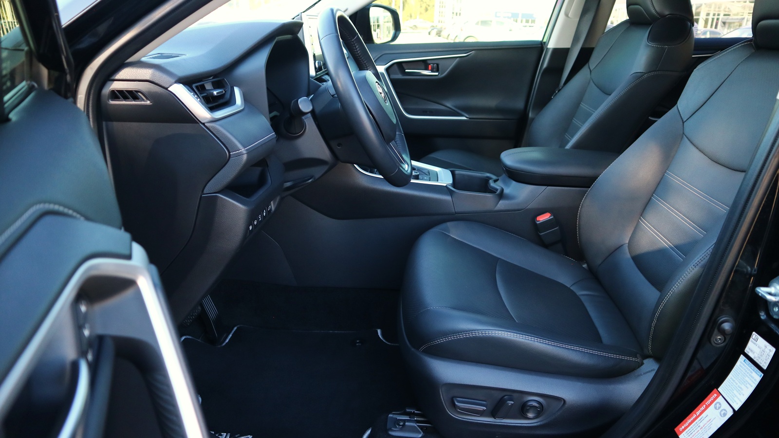 Toyota RAV4 2021 року з пробігом 93317 км, Універсал, Тойота Центр Київ "Автосаміт Укравто Столичне", м.Київ - 1793000 ГРН | Фото № 11