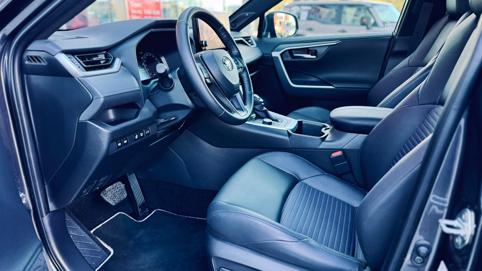 Toyota RAV4 2025 року з пробігом 13484 км, Універсал, Тойота Центр Тернопіль "Кристал Моторс", м.Тернопіль - 2050000 ГРН | Фото № 12