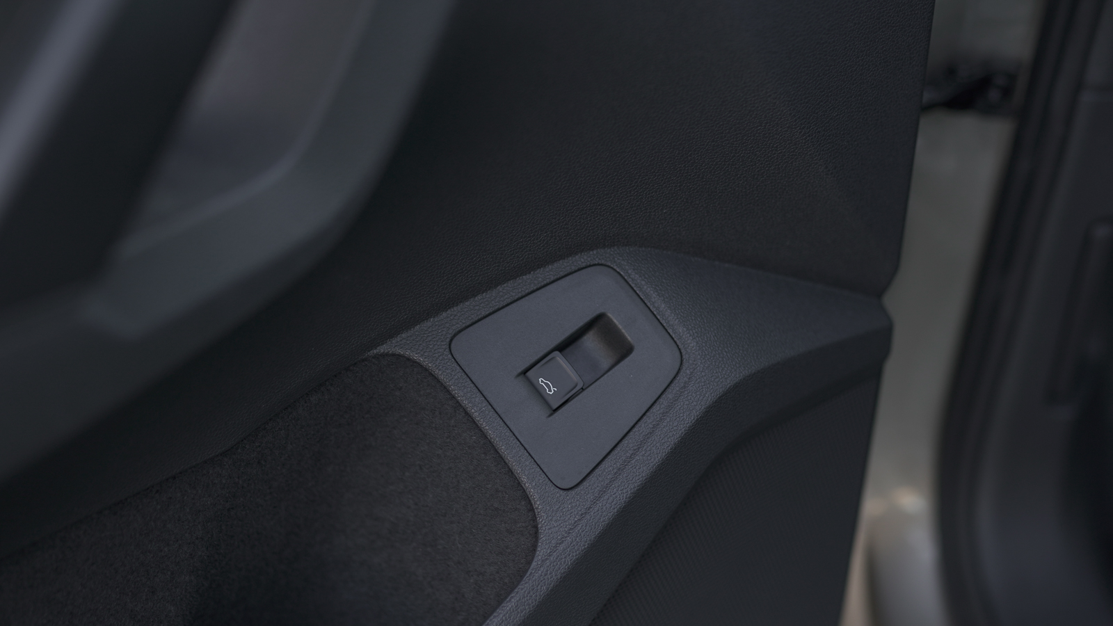 Інші авто VOLKSWAGEN TIGUAN 2018 року з пробігом 123873 км, Універсал, Тойота Центр Львів "Діамант", м.Львів - 1172600 ГРН | Фото № 18