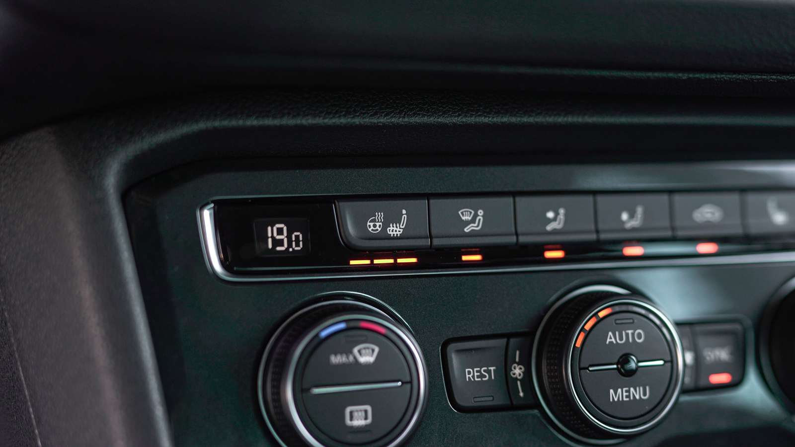 Інші авто VOLKSWAGEN TIGUAN 2018 року з пробігом 123873 км, Універсал, Тойота Центр Львів "Діамант", м.Львів - 1172600 ГРН | Фото № 27