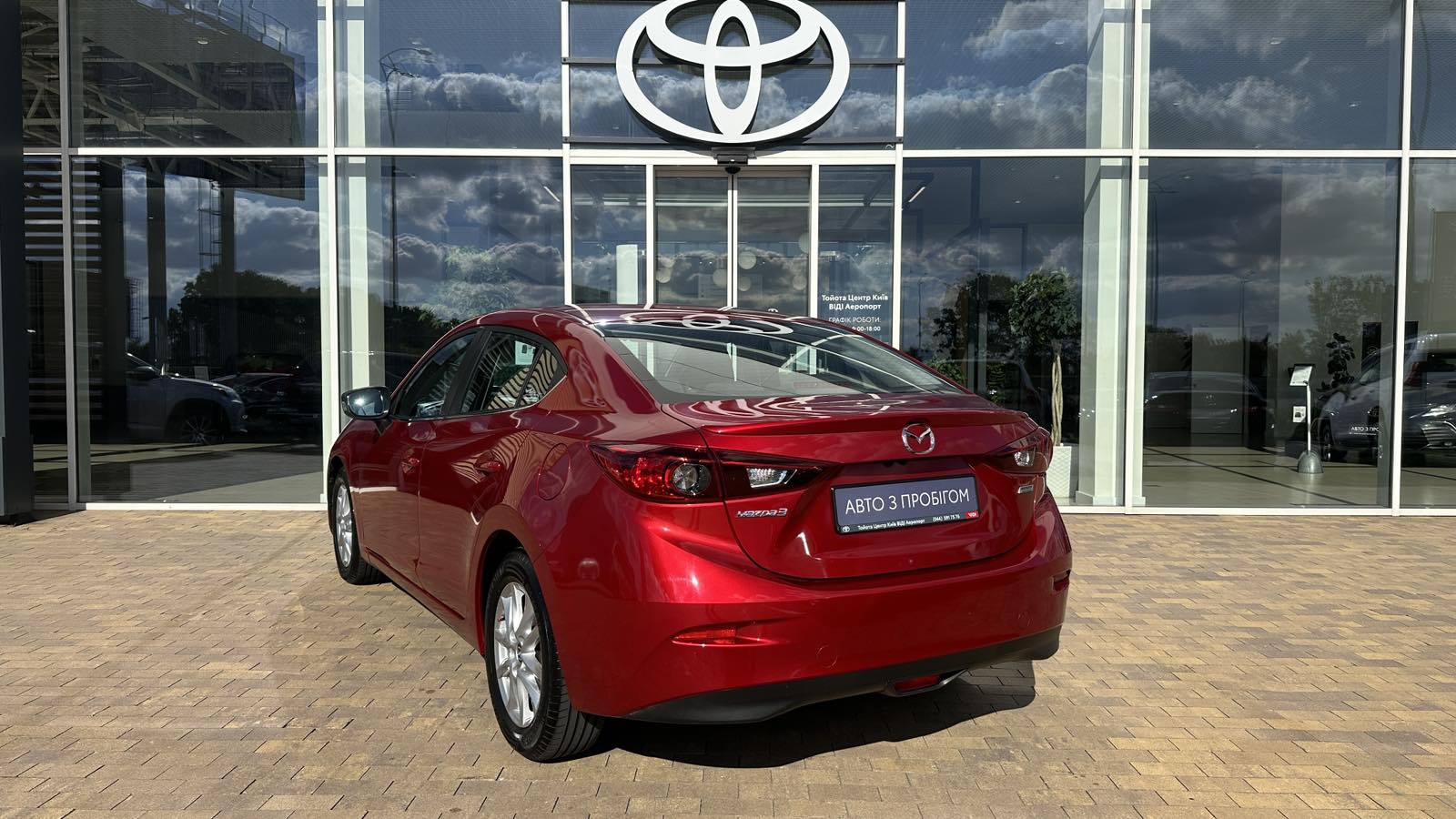 Інші авто MAZDA 3 2015 року, Седан, Тойота Центр Київ "ВІДІ Аеропорт", м.Київ | Фото № 2 Інші авто MAZDA 3 2015 року з пробігом 93063 км, Седан, Тойота Центр Київ "ВІДІ Аеропорт", м.Київ - 570000 ГРН | Фото № 2