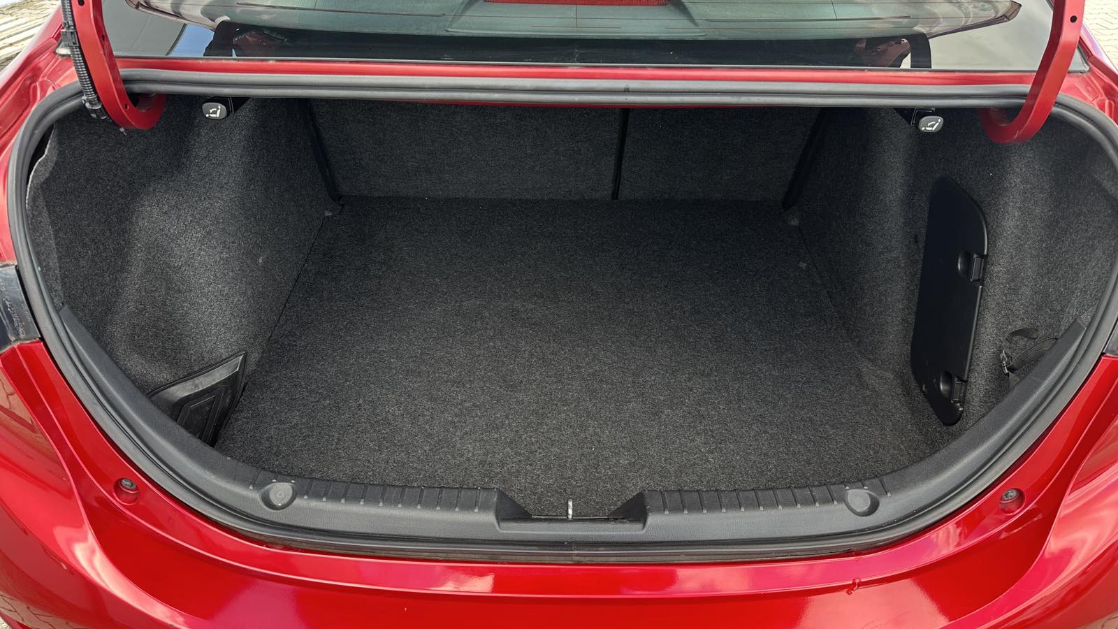 Інші авто MAZDA 3 2015 року, Седан, Тойота Центр Київ "ВІДІ Аеропорт", м.Київ | Фото № 10 Інші авто MAZDA 3 2015 року з пробігом 93063 км, Седан, Тойота Центр Київ "ВІДІ Аеропорт", м.Київ - 570000 ГРН | Фото № 10