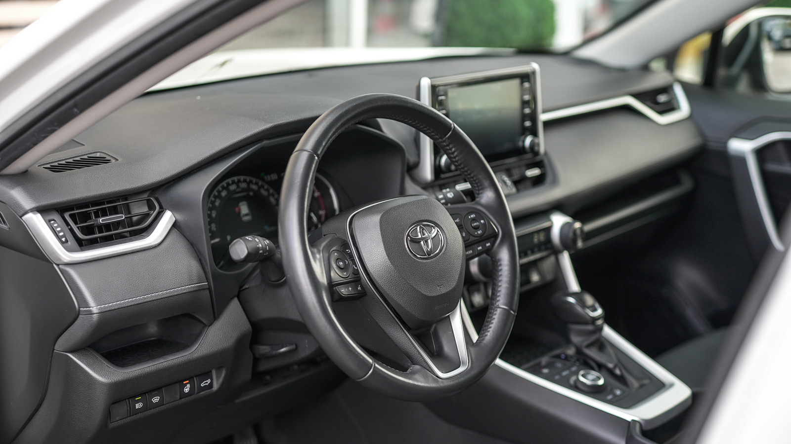 Toyota RAV4 2021 року, Універсал, Тойота Центр Львів "Діамант", м.Львів | Фото № 14 Toyota RAV4 2021 року з пробігом 94581 км, Універсал, Тойота Центр Львів "Діамант", м.Львів - 1353000 ГРН | Фото № 14