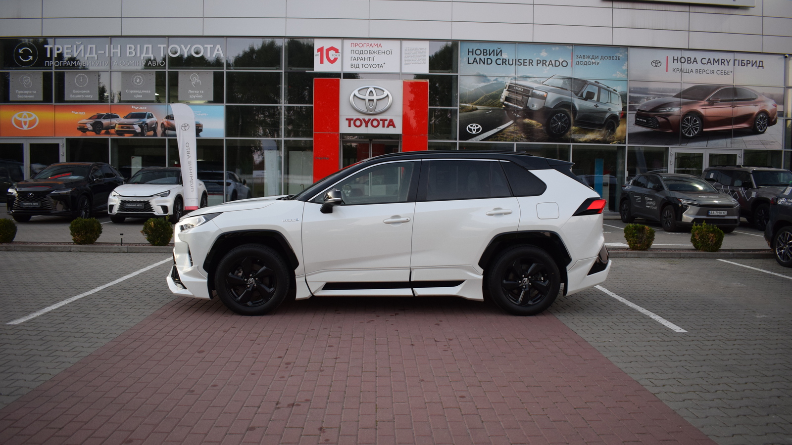 Toyota RAV4 2020 року, Універсал, Тойота Центр Житомир "Стар - Кар", м.Житомир | Фото № 3 Toyota RAV4 2020 року з пробігом 96124 км, Універсал, Тойота Центр Житомир "Стар - Кар", м.Житомир - 1525500 ГРН | Фото № 3