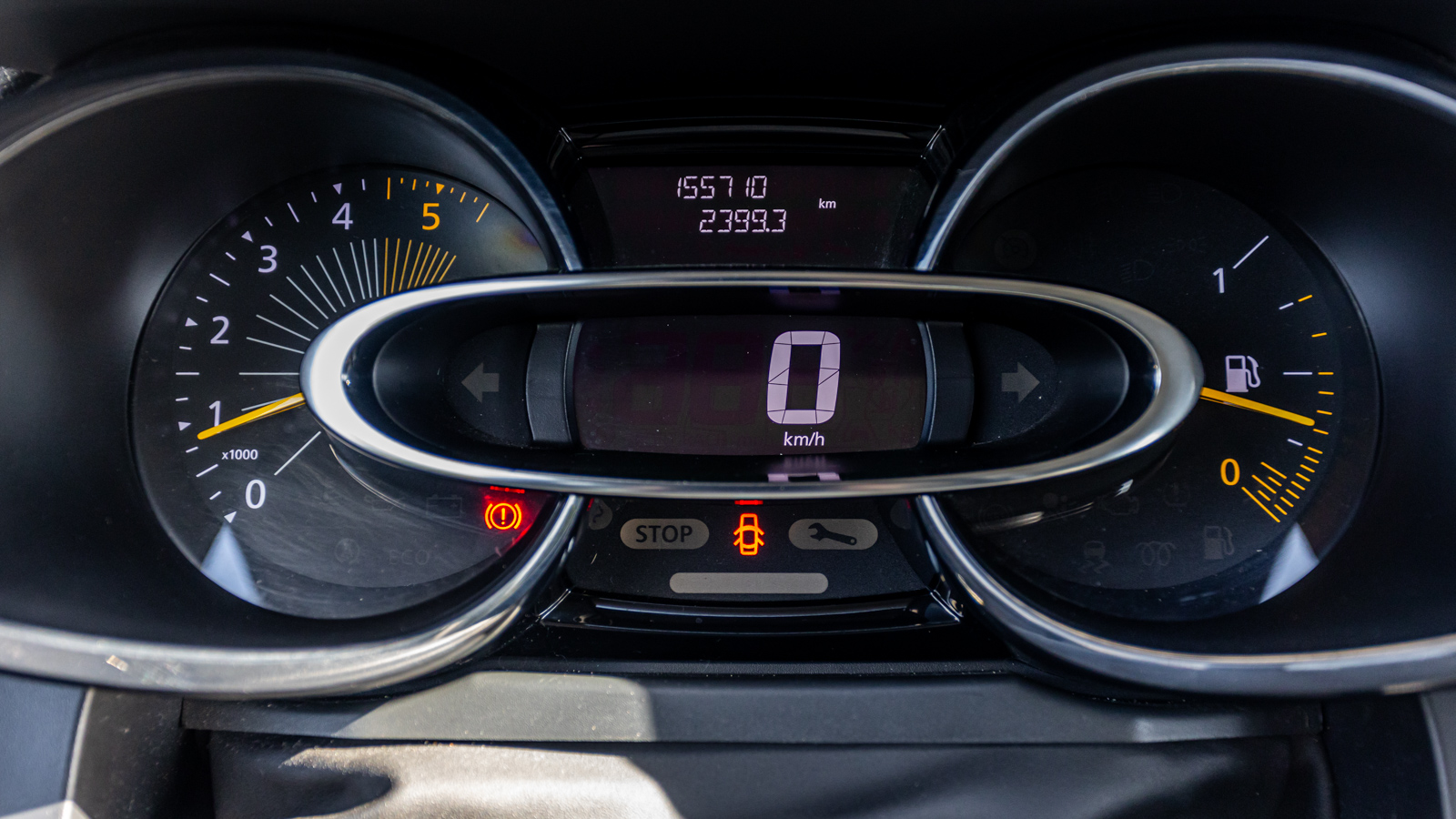 Інші авто RENAULT CLIO 2015 року, Хетчбек, Тойота Центр Дніпро "Алмаз Мотор" на Запорізькому шосе, м.Дніпро | Фото № 15 Інші авто RENAULT CLIO 2015 року з пробігом 155650 км, Хетчбек, Тойота Центр Дніпро "Алмаз Мотор" на Запорізькому шосе, м.Дніпро - 325000 ГРН | Фото № 15