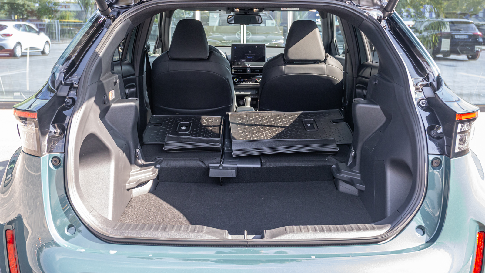Toyota YARIS CROSS 2025 року з пробігом 510 км, Хетчбек, Тойота Центр Дніпро "Алмаз Мотор" на Запорізькому шосе, м.Дніпро - 1500000 ГРН | Фото № 16