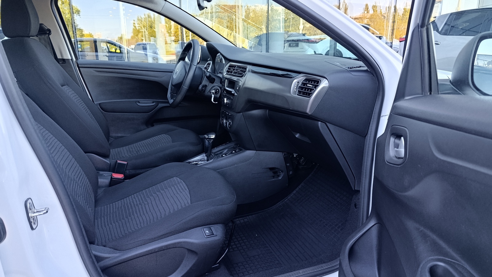 Інші авто PEUGEOT 301 2021 року з пробігом 72000 км, Седан, Лексус Київ Захід, м.Київ - 480000 ГРН | Фото № 6