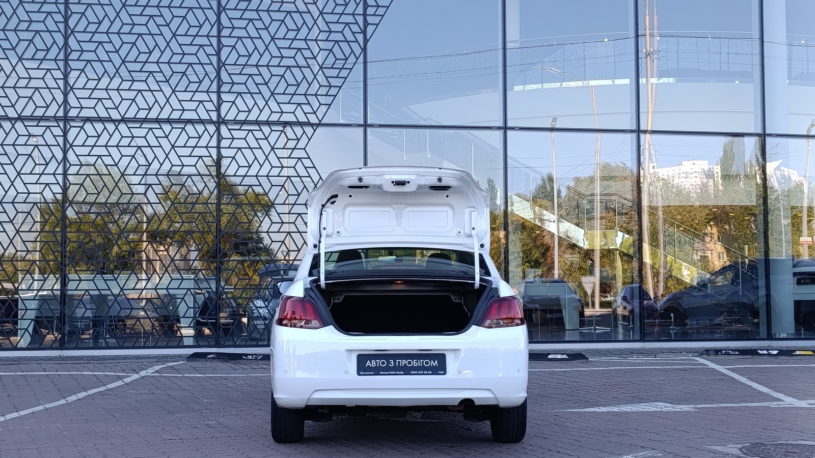 Інші авто PEUGEOT 301 2021 року з пробігом 72000 км, Седан, Лексус Київ Захід, м.Київ - 480000 ГРН | Фото № 10
