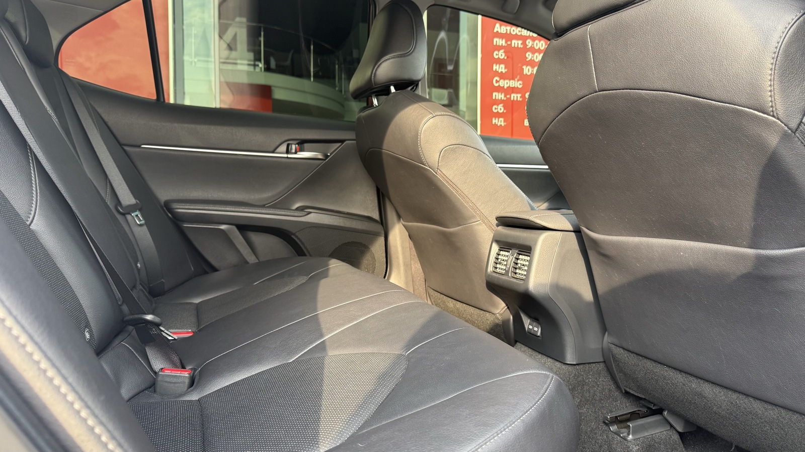 Toyota CAMRY 2022 року, Седан, Тойота Центр Вінниця "Преміум Мотор", м.Вінниця | Фото № 7 Toyota CAMRY 2022 року з пробігом 62685 км, Седан, Тойота Центр Вінниця "Преміум Мотор", м.Вінниця - 1462500 ГРН | Фото № 7