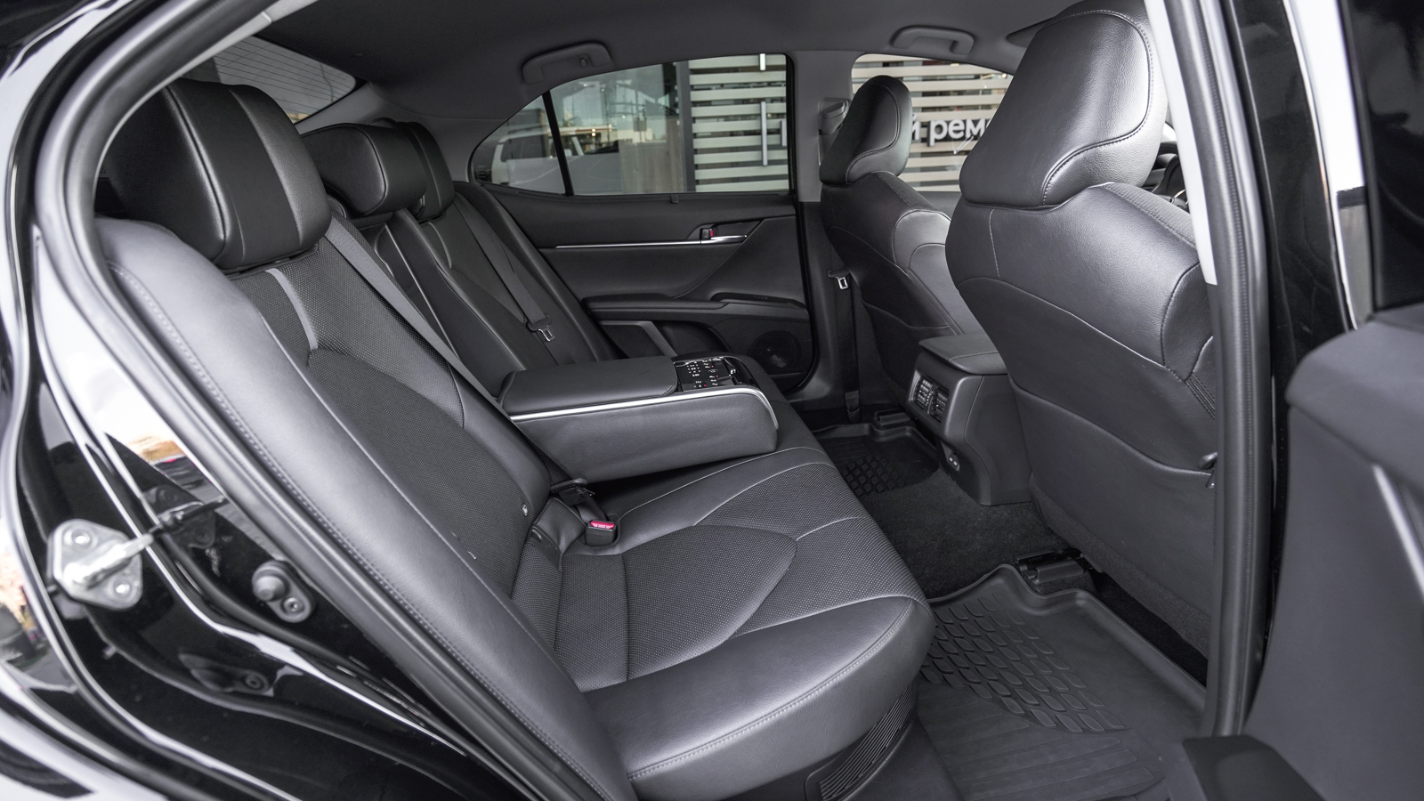 Toyota CAMRY 2023 року з пробігом 74780 км, Седан, Тойота Центр Львів "Діамант", м.Львів - 1713800 ГРН | Фото № 7