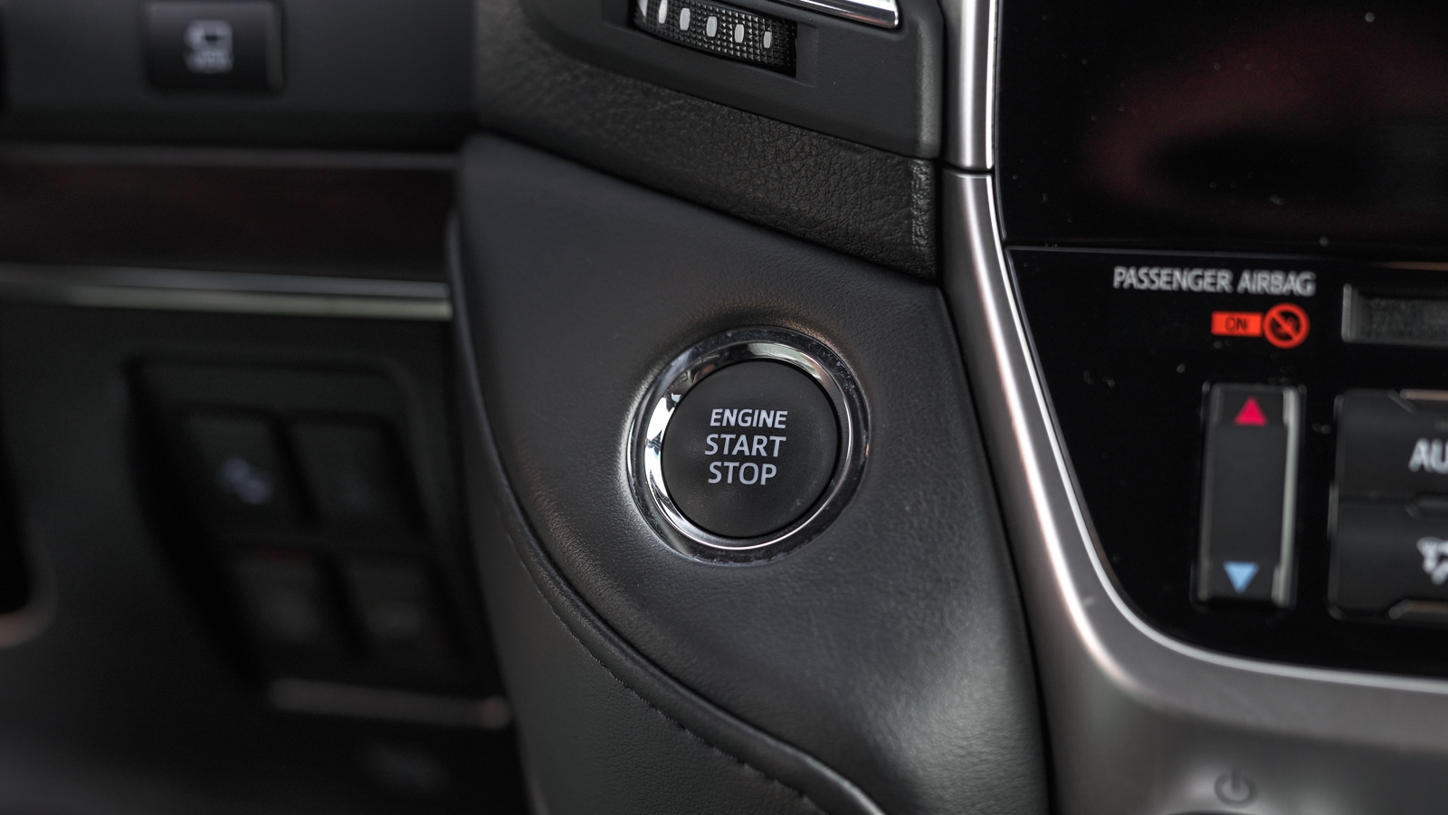 Toyota LAND CRUISER 2020 року, Універсал, Лексус Львів, м.Львів | Фото № 30 Toyota LAND CRUISER 2020 року з пробігом 80212 км, Універсал, Лексус Львів, м.Львів - 2931500 ГРН | Фото № 30