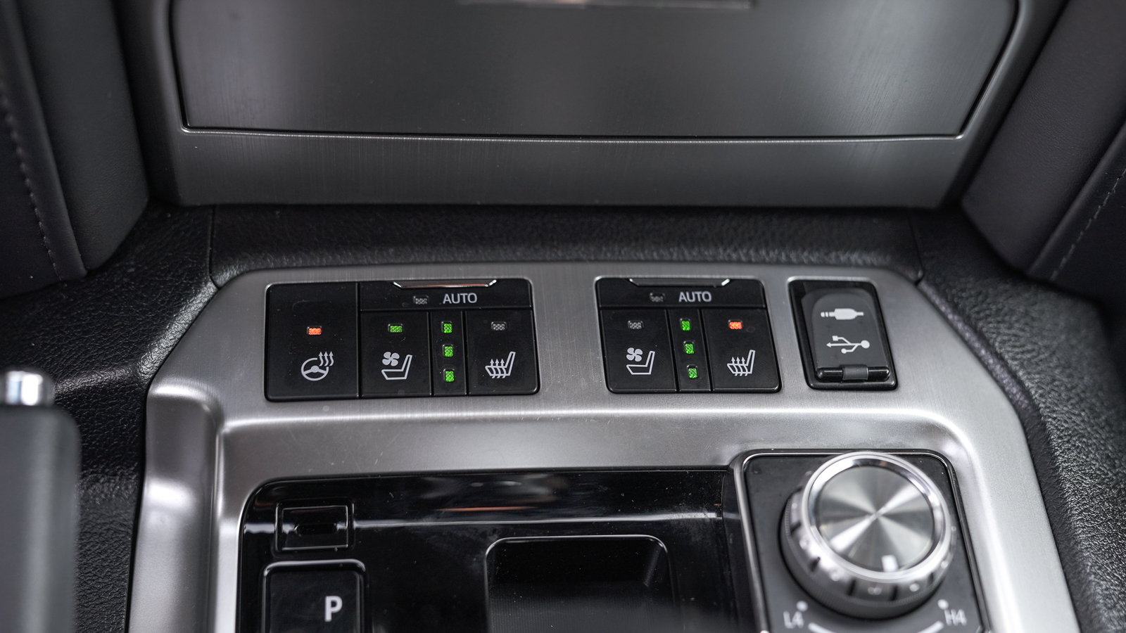 Toyota LAND CRUISER 2020 року, Універсал, Лексус Львів, м.Львів | Фото № 36 Toyota LAND CRUISER 2020 року з пробігом 80212 км, Універсал, Лексус Львів, м.Львів - 2931500 ГРН | Фото № 36