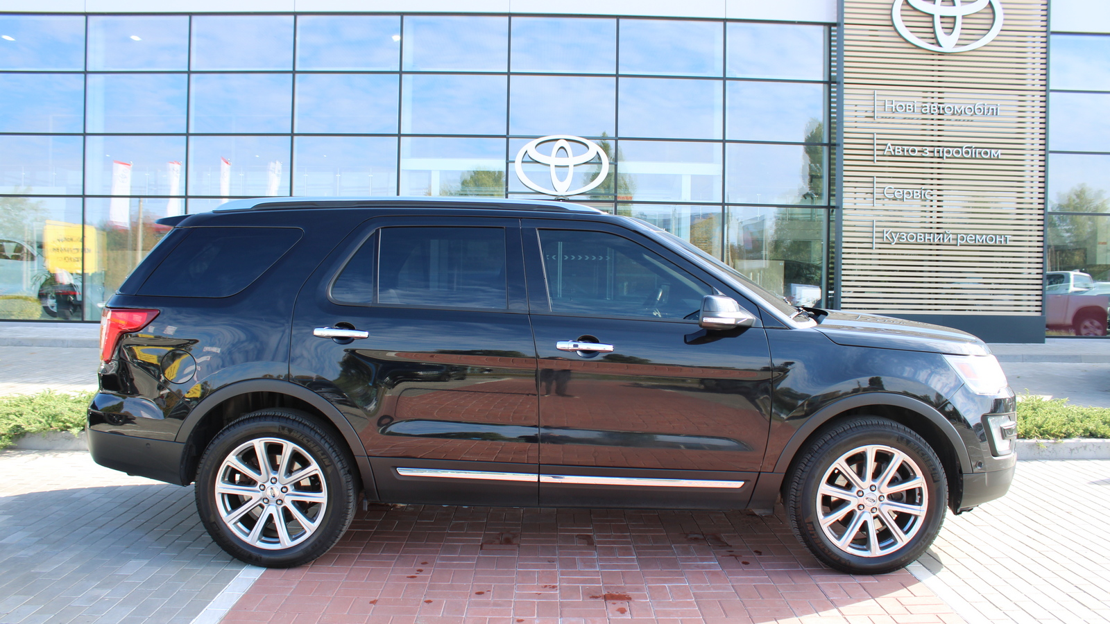 Інші авто FORD EXPLORER 2017 року, Універсал, Тойота Центр Черкаси "Мотор Сіті", м.Черкаси | Фото № 16 Інші авто FORD EXPLORER 2017 року з пробігом 172857 км, Універсал, Тойота Центр Черкаси "Мотор Сіті", м.Черкаси - 644000 ГРН | Фото № 16