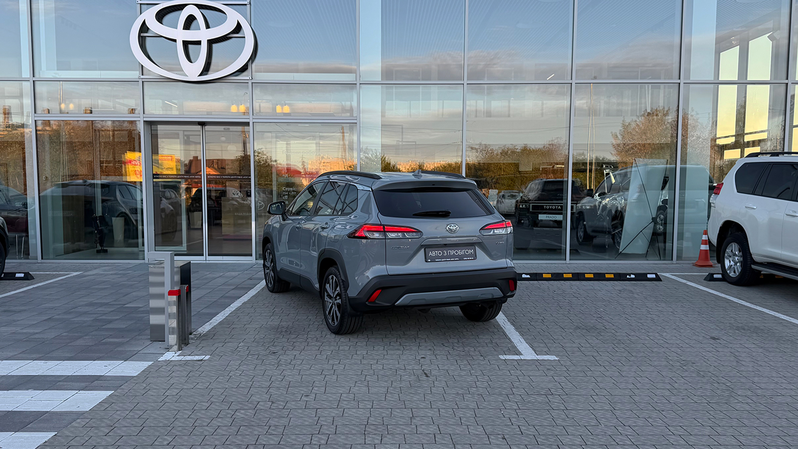Toyota COROLLA CROSS 2025 року з пробігом 9221 км, Універсал, Тойота Центр Рівне "Агат Авто", м.Рівне - 1773550 ГРН | Фото № 2