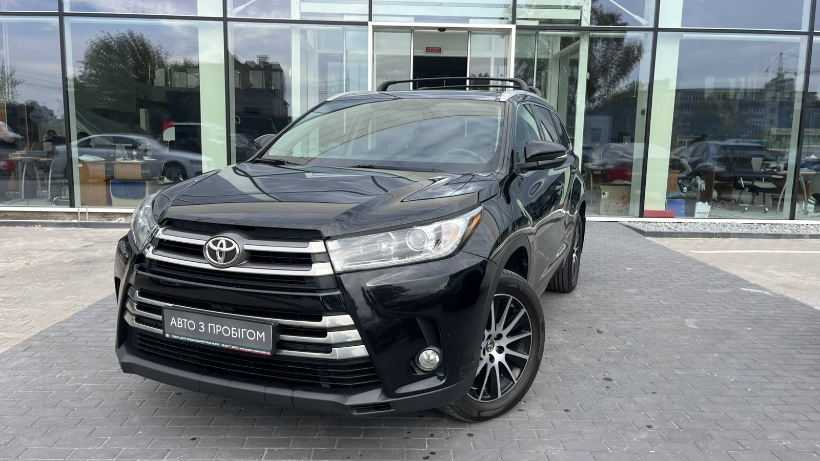 Toyota HIGHLANDER 2019 року, Універсал, Тойота Центр Хмельницький "Гранд Мотор", м.Хмельницький | Фото № 1 Toyota HIGHLANDER 2019 року з пробігом 179502 км, Універсал, Тойота Центр Хмельницький "Гранд Мотор", м.Хмельницький - 1359000 ГРН | Фото № 1