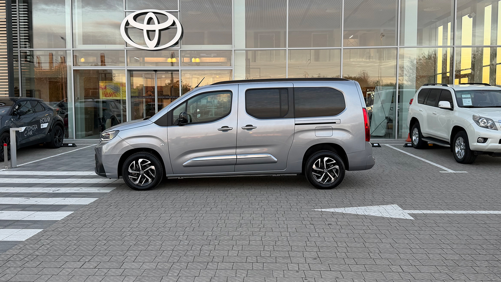 Toyota PROACE CITY VERSO 2024 року, Мінівен, Тойота Центр Рівне "Агат Авто", м.Рівне | Фото № 3 Toyota PROACE CITY VERSO 2024 року з пробігом 192 км, Мінівен, Тойота Центр Рівне "Агат Авто", м.Рівне - 1420160 ГРН | Фото № 3