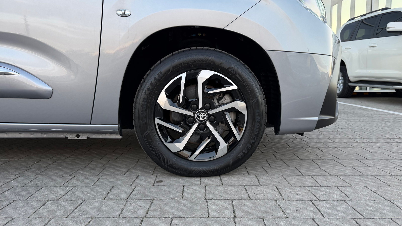 Toyota PROACE CITY VERSO 2024 року, Мінівен, Тойота Центр Рівне "Агат Авто", м.Рівне | Фото № 16 Toyota PROACE CITY VERSO 2024 року з пробігом 192 км, Мінівен, Тойота Центр Рівне "Агат Авто", м.Рівне - 1420160 ГРН | Фото № 16