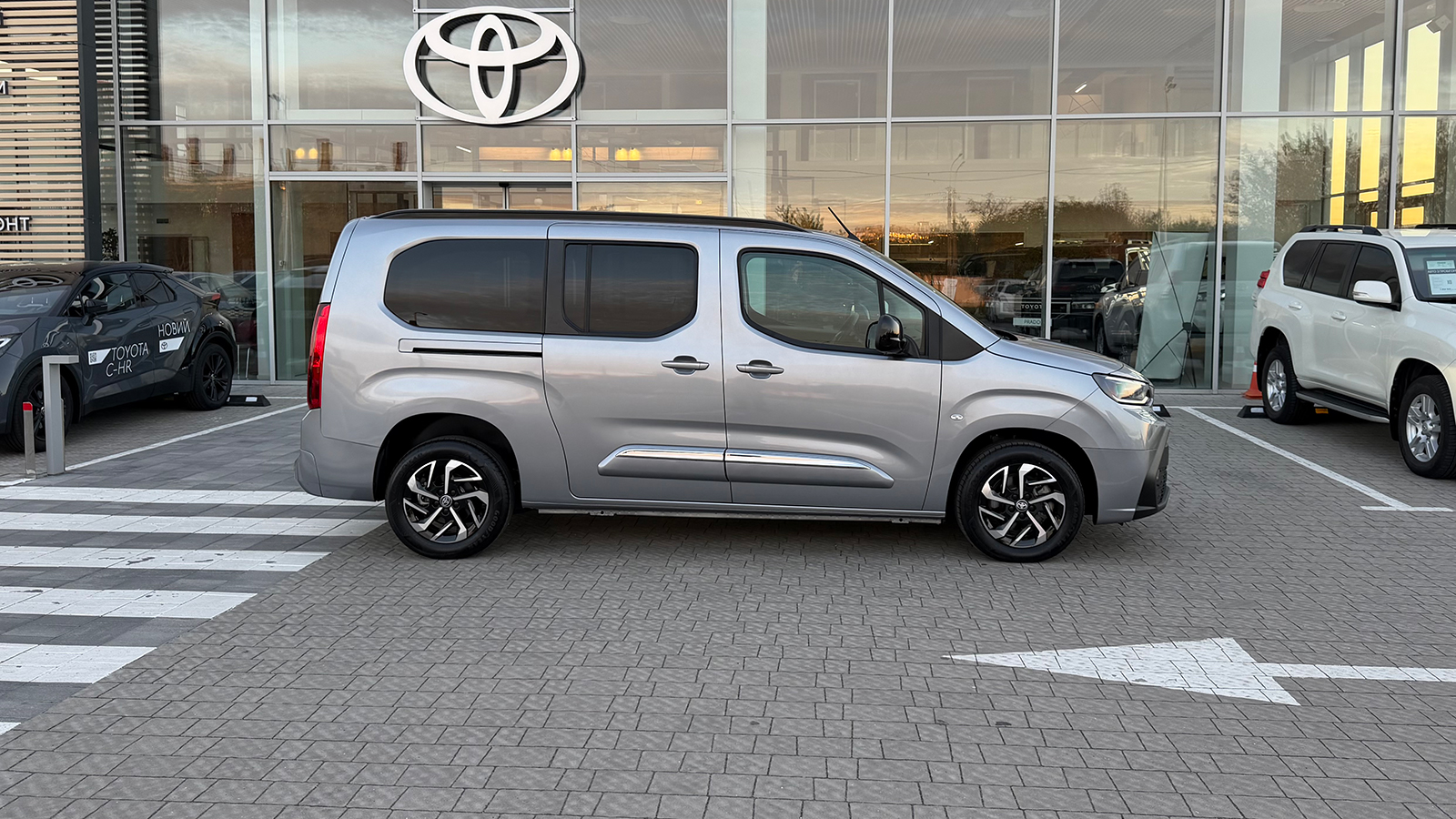 Toyota PROACE CITY VERSO 2024 року, Мінівен, Тойота Центр Рівне "Агат Авто", м.Рівне | Фото № 17 Toyota PROACE CITY VERSO 2024 року з пробігом 192 км, Мінівен, Тойота Центр Рівне "Агат Авто", м.Рівне - 1420160 ГРН | Фото № 17