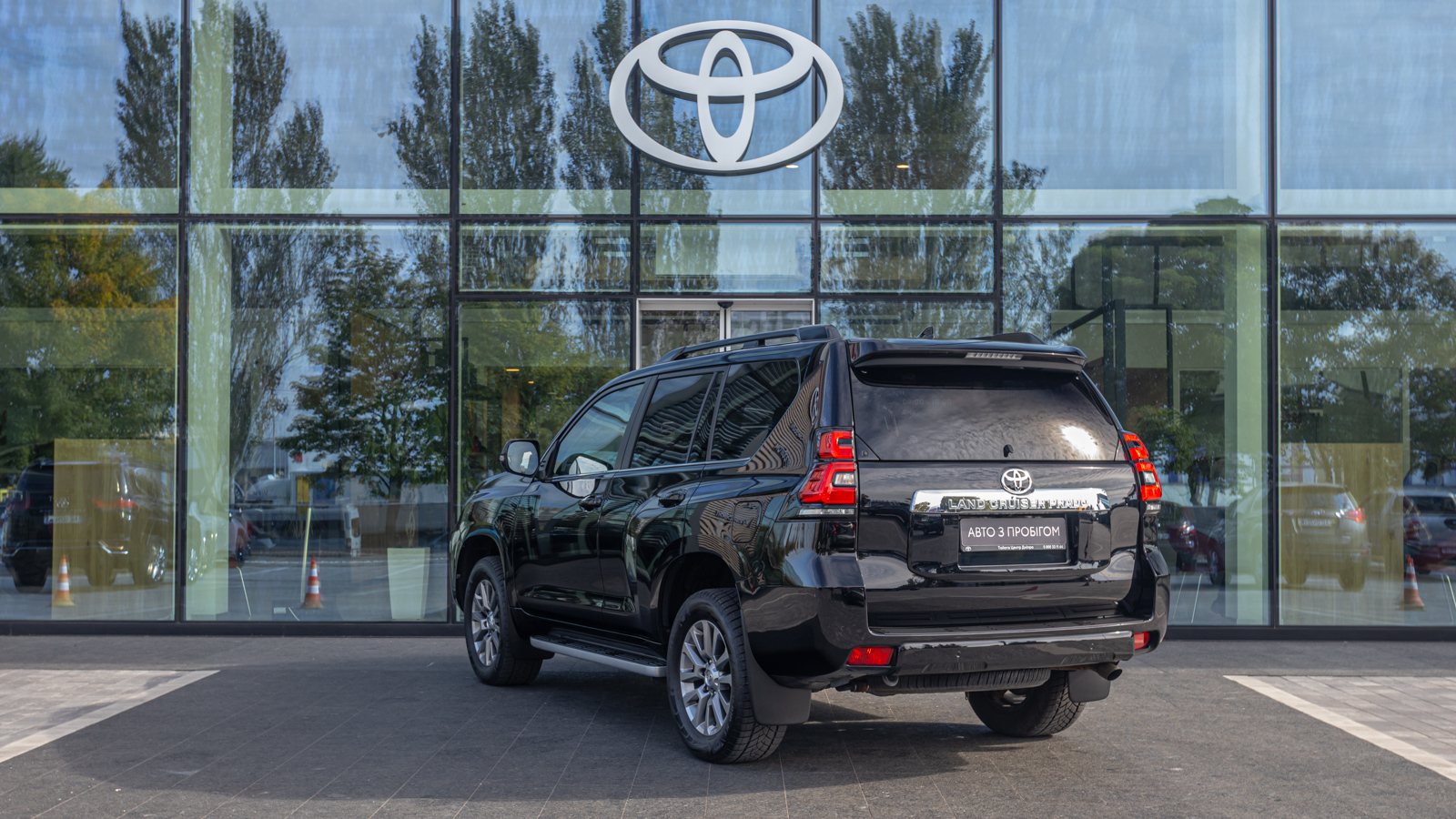 Toyota LAND CRUISER PRADO 2018 року, Універсал, Тойота Центр Дніпро "Алмаз Мотор" на Запорізькому шосе, м.Дніпро | Фото № 2 Toyota LAND CRUISER PRADO 2018 року з пробігом 72208 км, Універсал, Тойота Центр Дніпро "Алмаз Мотор" на Запорізькому шосе, м.Дніпро - 1890000 ГРН | Фото № 2
