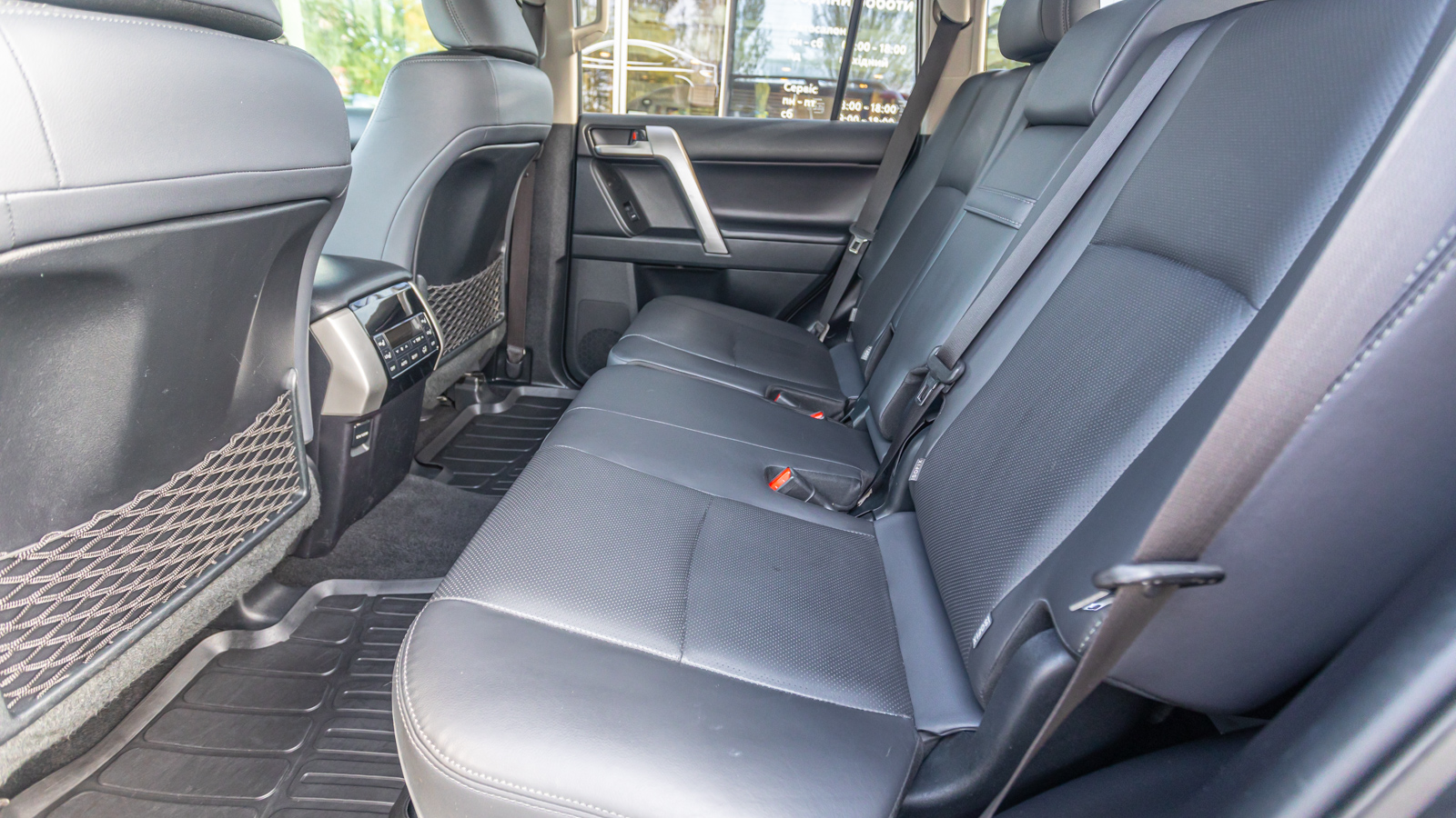 Toyota LAND CRUISER PRADO 2018 року, Універсал, Тойота Центр Дніпро "Алмаз Мотор" на Запорізькому шосе, м.Дніпро | Фото № 13 Toyota LAND CRUISER PRADO 2018 року з пробігом 72208 км, Універсал, Тойота Центр Дніпро "Алмаз Мотор" на Запорізькому шосе, м.Дніпро - 1890000 ГРН | Фото № 13
