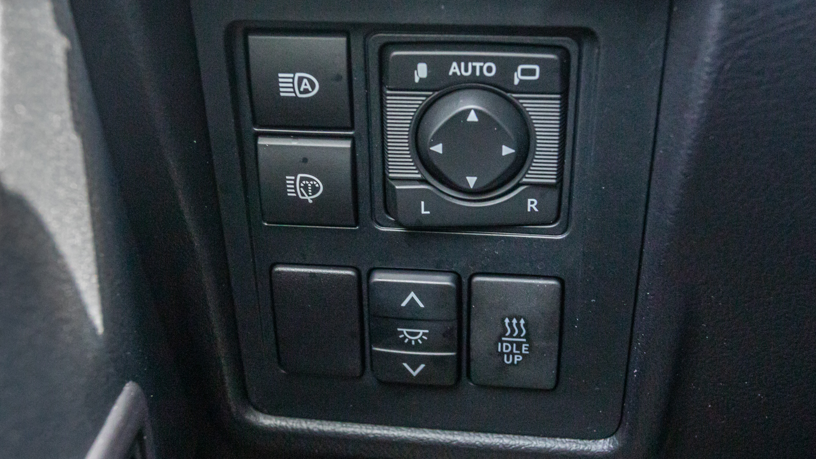 Toyota LAND CRUISER PRADO 2018 року, Універсал, Тойота Центр Дніпро "Алмаз Мотор" на Запорізькому шосе, м.Дніпро | Фото № 26 Toyota LAND CRUISER PRADO 2018 року з пробігом 72208 км, Універсал, Тойота Центр Дніпро "Алмаз Мотор" на Запорізькому шосе, м.Дніпро - 1890000 ГРН | Фото № 26