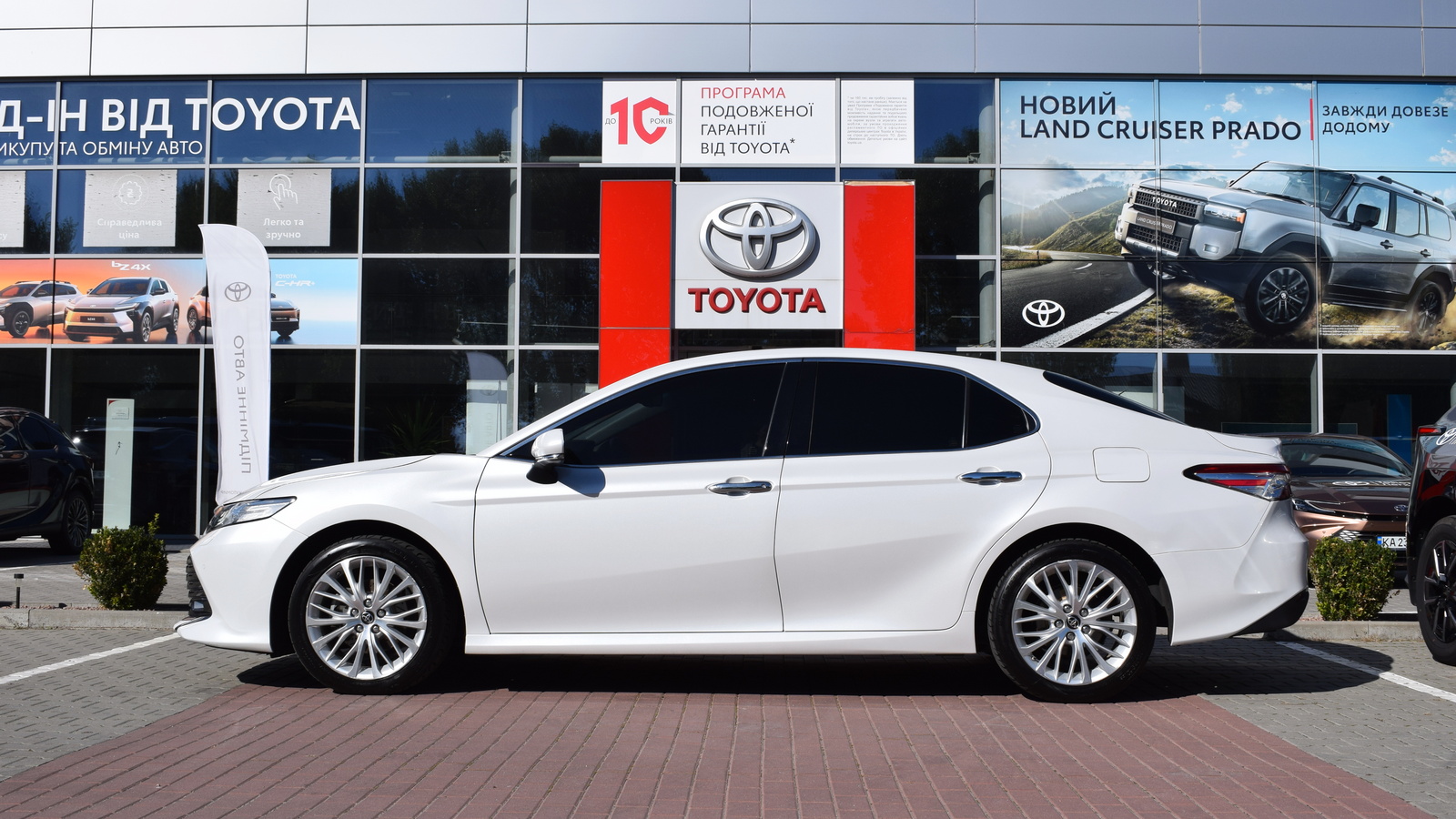 Toyota CAMRY 2019 року, Седан, Тойота Центр Житомир "Стар - Кар", м.Житомир | Фото № 3 Toyota CAMRY 2019 року з пробігом 157547 км, Седан, Тойота Центр Житомир "Стар - Кар", м.Житомир - 1093120 ГРН | Фото № 3