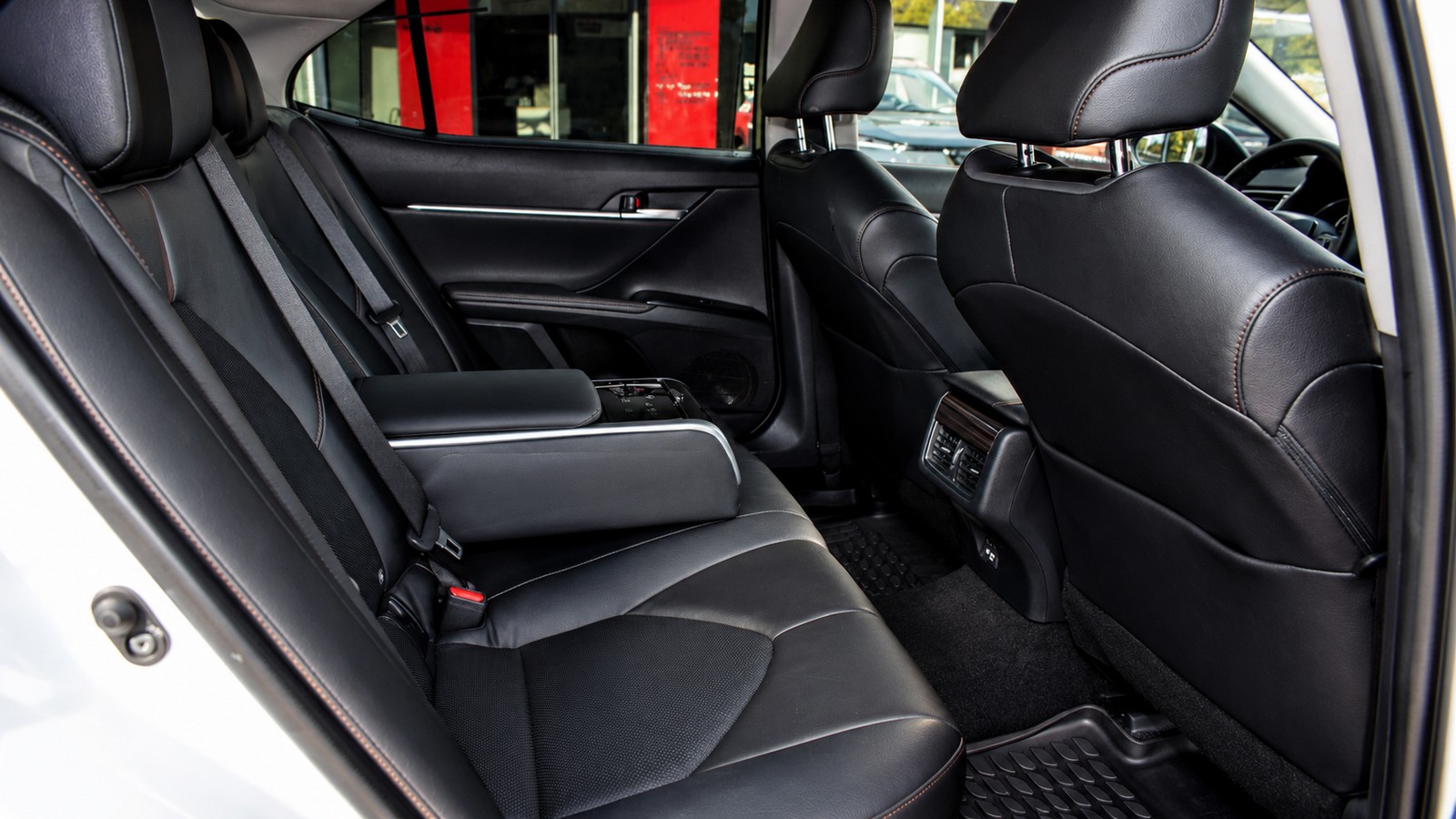 Toyota CAMRY 2019 року, Седан, Тойота Центр Житомир "Стар - Кар", м.Житомир | Фото № 7 Toyota CAMRY 2019 року з пробігом 157547 км, Седан, Тойота Центр Житомир "Стар - Кар", м.Житомир - 1093120 ГРН | Фото № 7