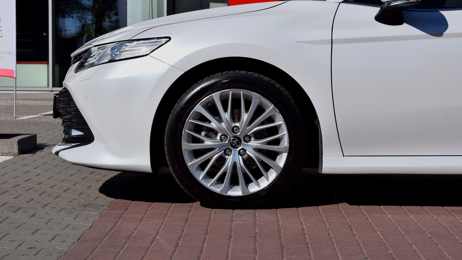 Toyota CAMRY 2019 року, Седан, Тойота Центр Житомир "Стар - Кар", м.Житомир | Фото № 16 Toyota CAMRY 2019 року з пробігом 157547 км, Седан, Тойота Центр Житомир "Стар - Кар", м.Житомир - 1093120 ГРН | Фото № 16