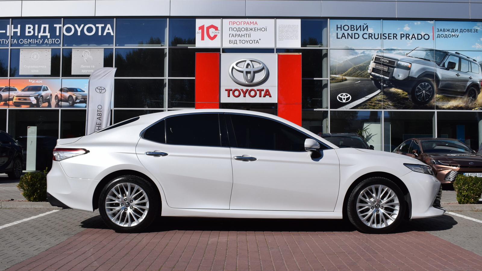Toyota CAMRY 2019 року, Седан, Тойота Центр Житомир "Стар - Кар", м.Житомир | Фото № 17 Toyota CAMRY 2019 року з пробігом 157547 км, Седан, Тойота Центр Житомир "Стар - Кар", м.Житомир - 1093120 ГРН | Фото № 17