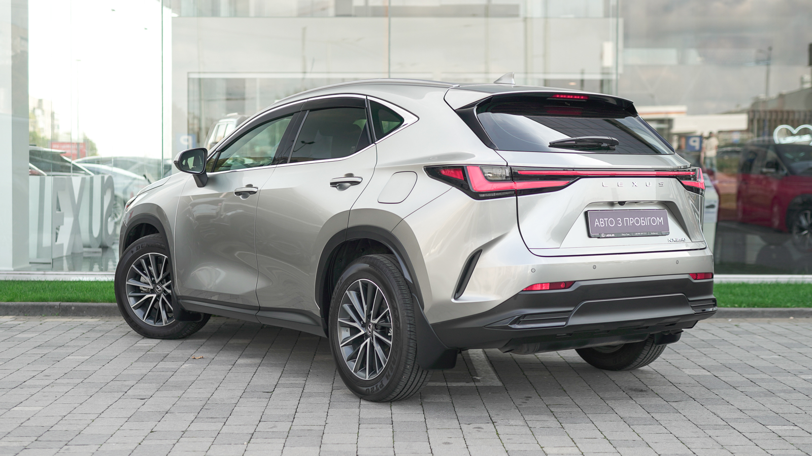 Lexus NX 2023 року, Універсал, Лексус Львів, м.Львів | Фото № 2 Lexus NX 2023 року з пробігом 10769 км, Універсал, Лексус Львів, м.Львів - 2097150 ГРН | Фото № 2