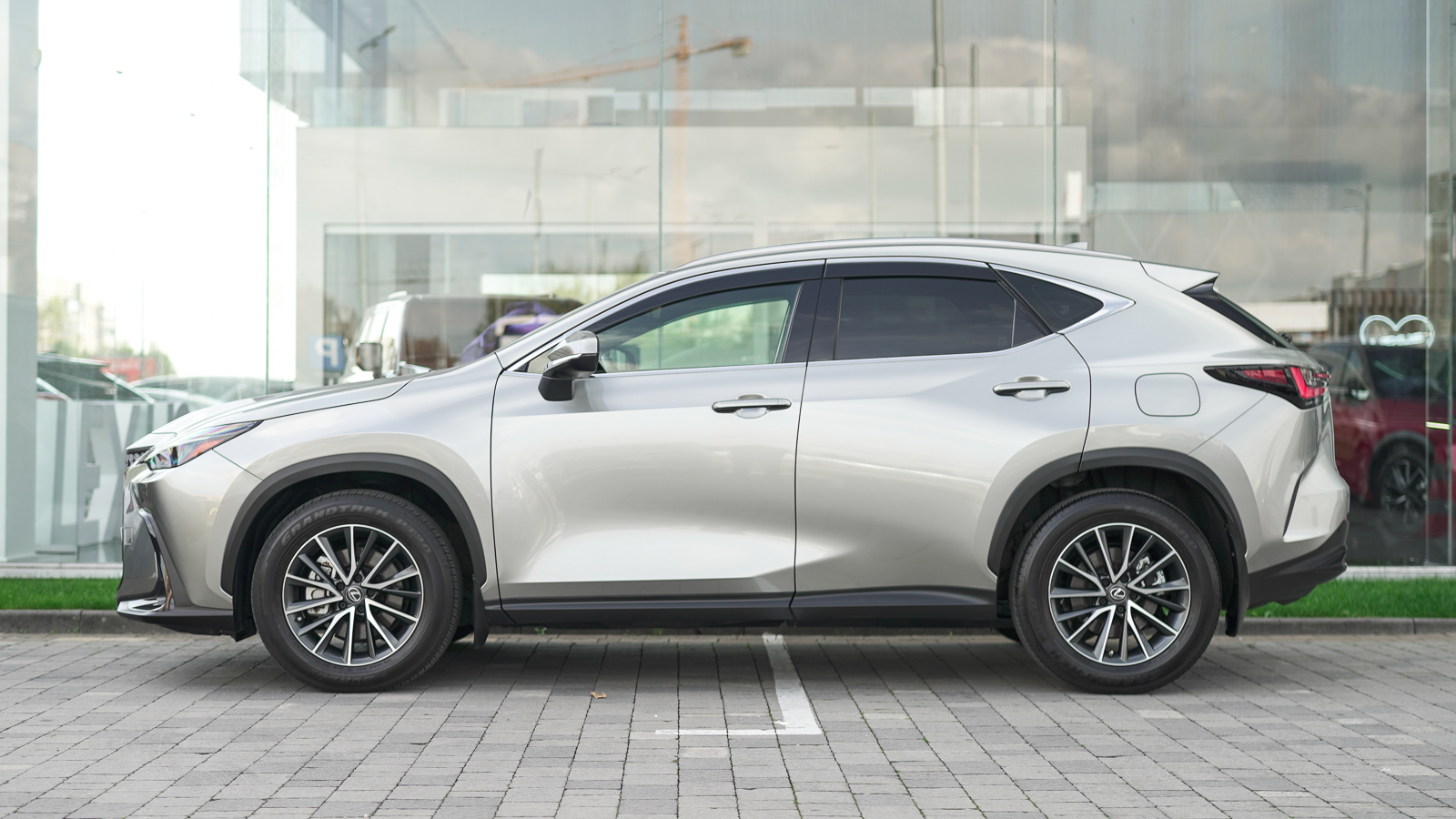 Lexus NX 2023 року, Універсал, Лексус Львів, м.Львів | Фото № 3 Lexus NX 2023 року з пробігом 10769 км, Універсал, Лексус Львів, м.Львів - 2097150 ГРН | Фото № 3
