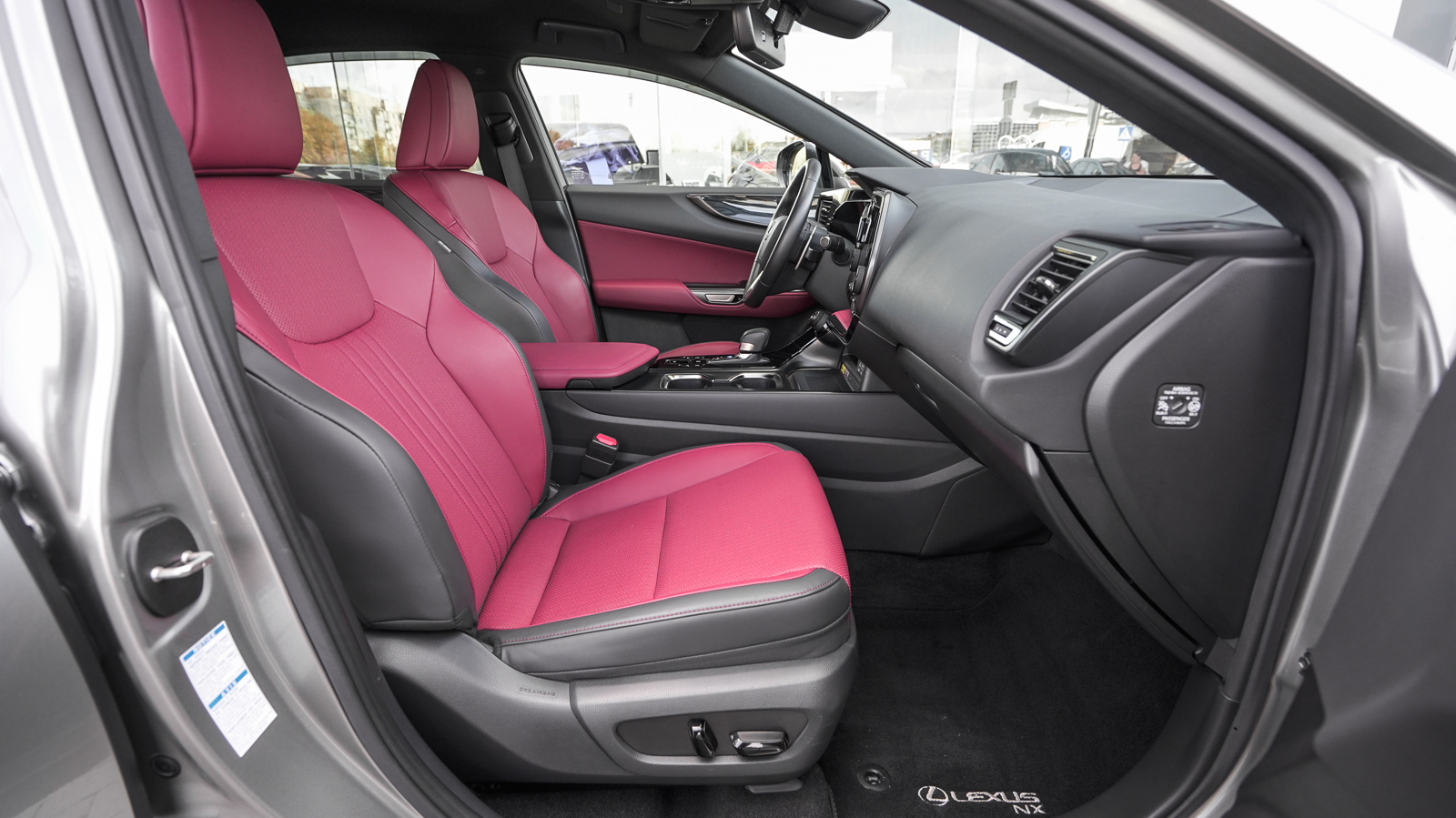 Lexus NX 2023 року, Універсал, Лексус Львів, м.Львів | Фото № 6 Lexus NX 2023 року з пробігом 10769 км, Універсал, Лексус Львів, м.Львів - 2097150 ГРН | Фото № 6