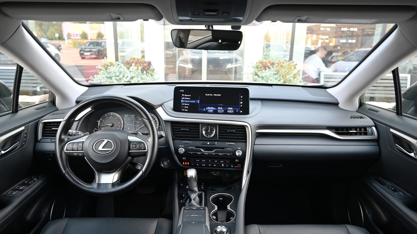 Lexus RX 2022 року, Універсал, Тойота Центр Київ "Сіті Плаза", м.Київ | Фото № 8 Lexus RX 2022 року з пробігом 43213 км, Універсал, Тойота Центр Київ "Сіті Плаза", м.Київ - 2212650 ГРН | Фото № 8