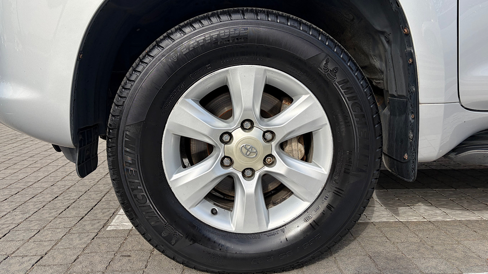 Toyota LAND CRUISER PRADO 2010 року, Універсал, Тойота Центр Запоріжжя "Восток Автомир", м.Запоріжжя | Фото № 16 Toyota LAND CRUISER PRADO 2010 року з пробігом 246691 км, Універсал, Тойота Центр Запоріжжя "Восток Автомир", м.Запоріжжя - 990000 ГРН | Фото № 16