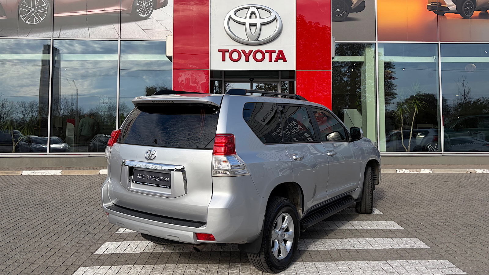Toyota LAND CRUISER PRADO 2010 року, Універсал, Тойота Центр Запоріжжя "Восток Автомир", м.Запоріжжя | Фото № 18 Toyota LAND CRUISER PRADO 2010 року з пробігом 246691 км, Універсал, Тойота Центр Запоріжжя "Восток Автомир", м.Запоріжжя - 990000 ГРН | Фото № 18