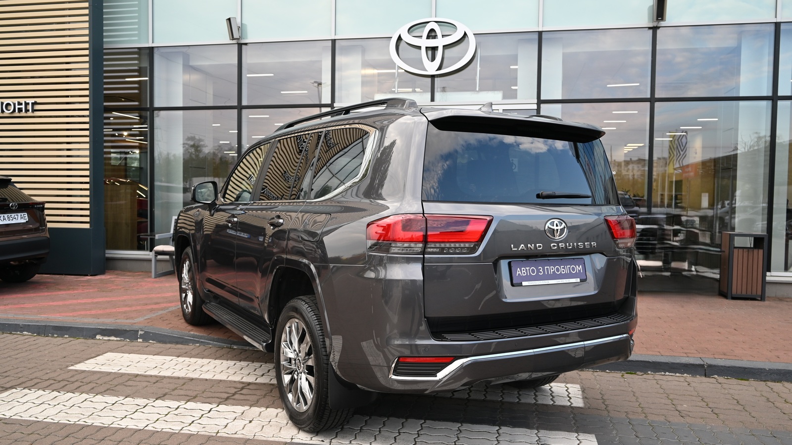 Toyota LAND CRUISER 2023 року, Універсал, Тойота Центр Київ "Сіті Плаза", м.Київ | Фото № 2 Toyota LAND CRUISER 2023 року з пробігом 16099 км, Універсал, Тойота Центр Київ "Сіті Плаза", м.Київ - 3758720 ГРН | Фото № 2